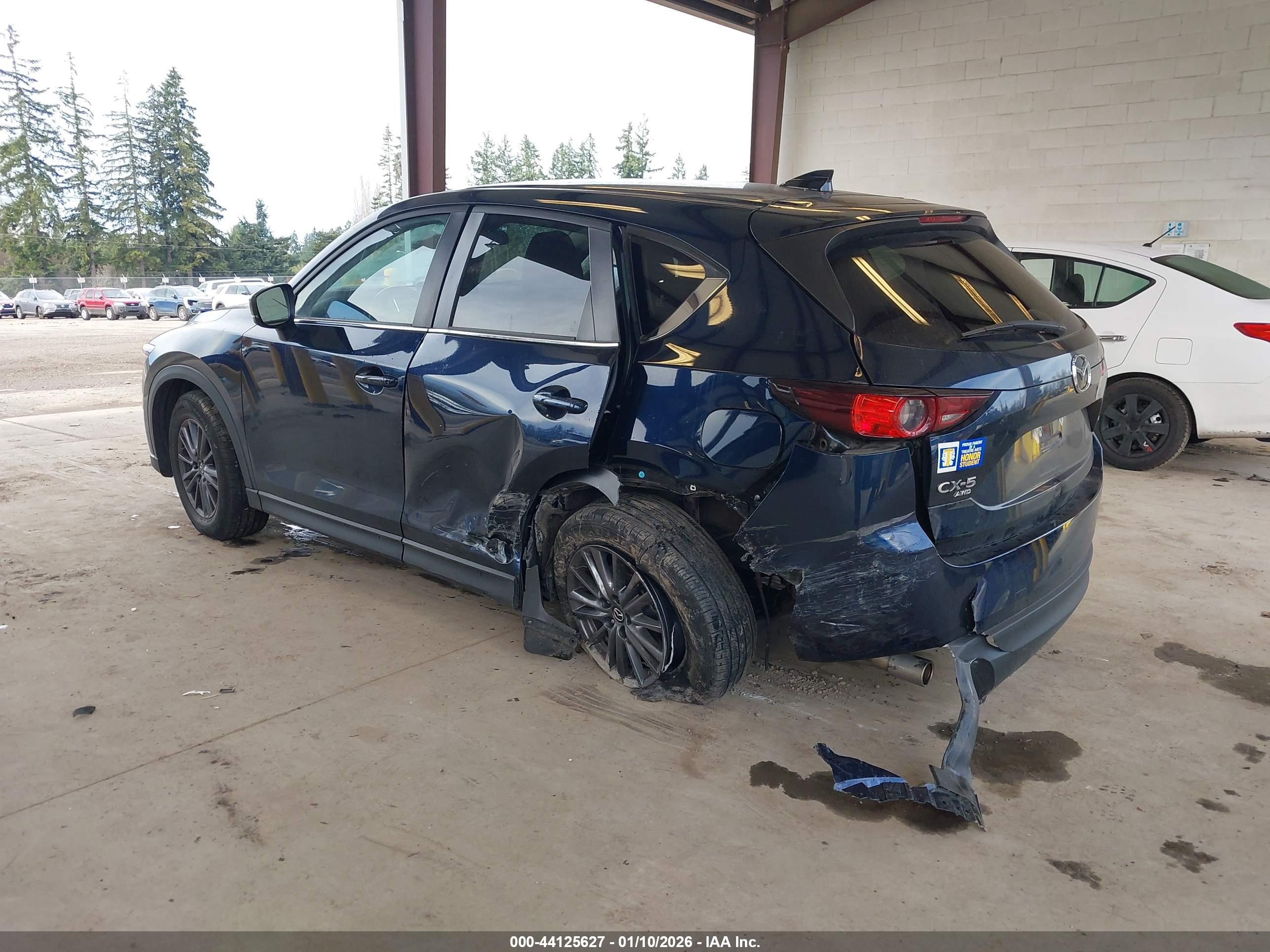 MAZDA CX-5 image 3
