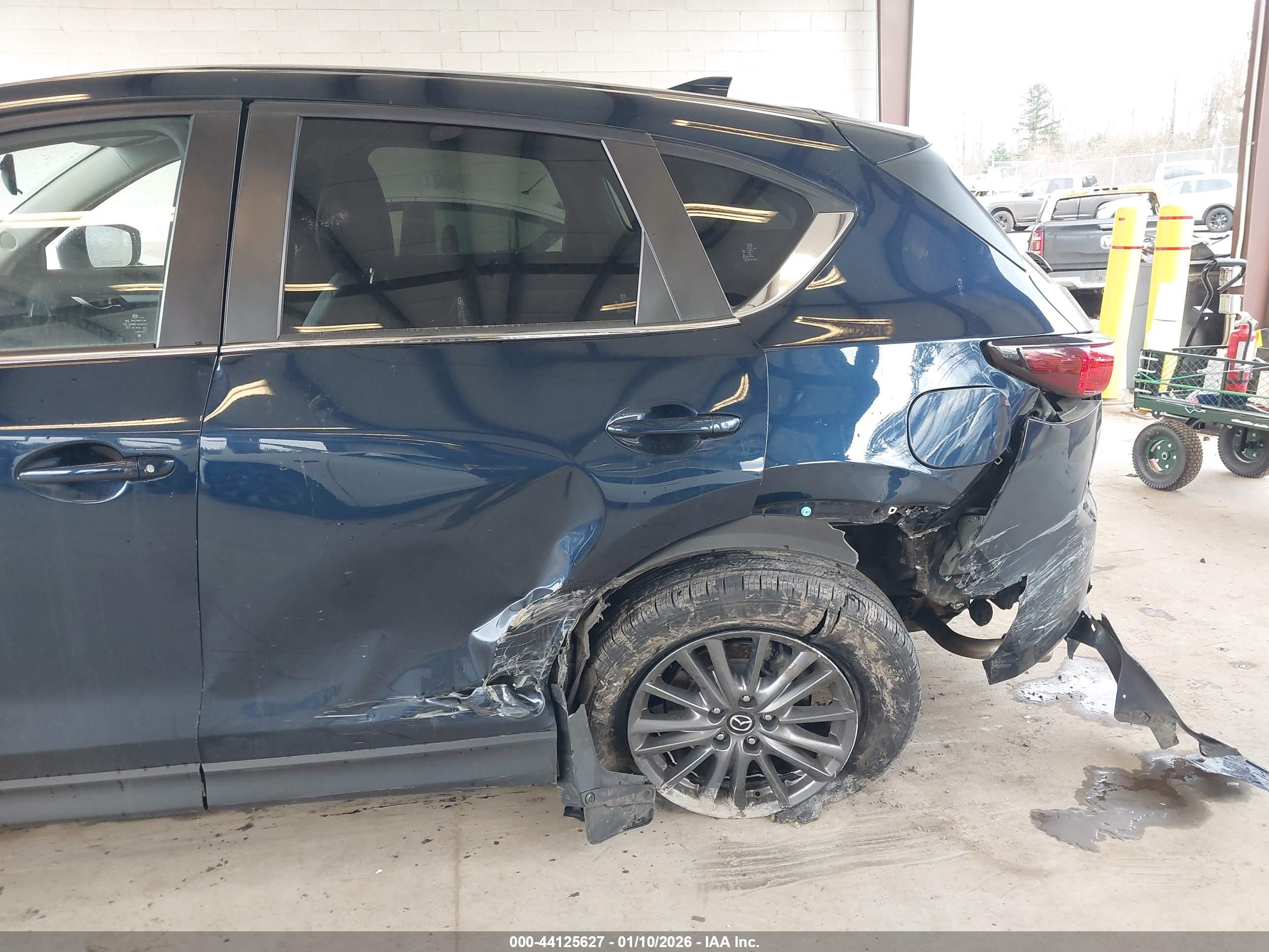 MAZDA CX-5 image 6