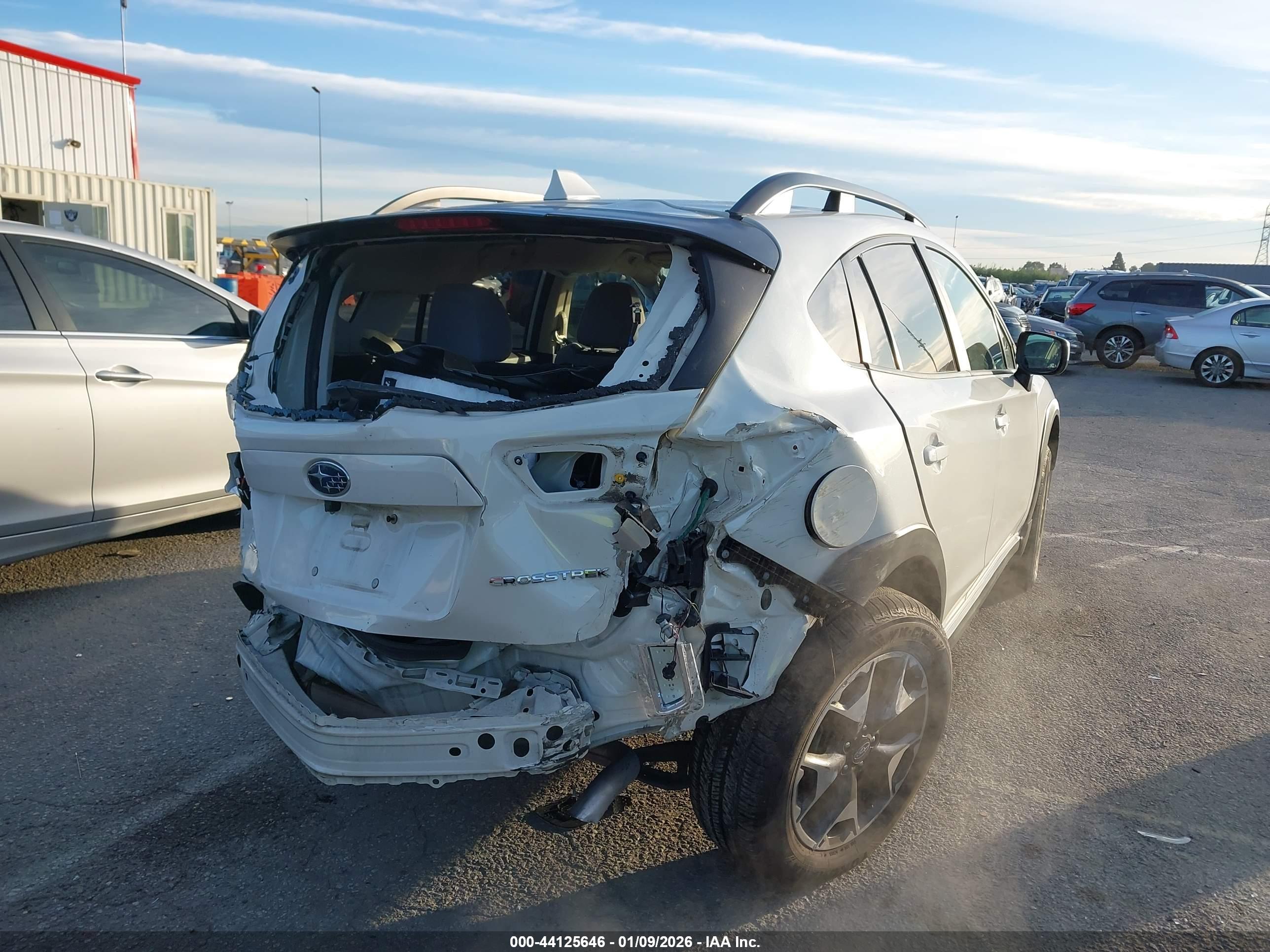 SUBARU CROSSTREK image 4