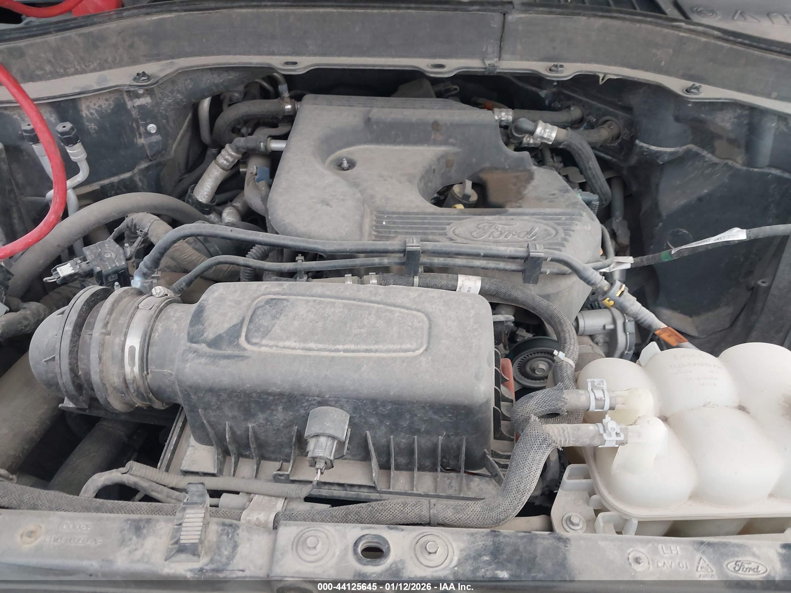 FORD EXPLORER image 10