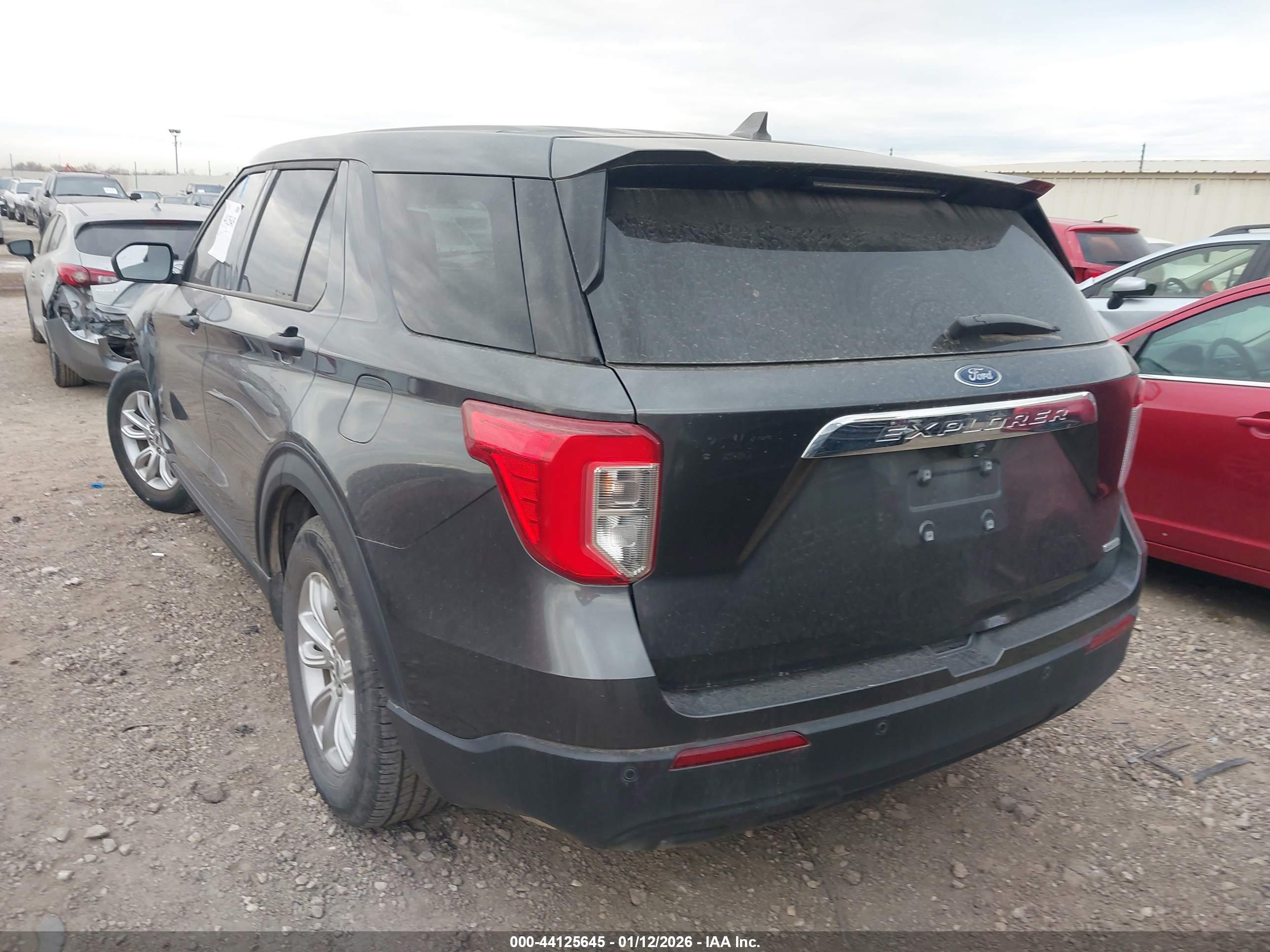 FORD EXPLORER image 3