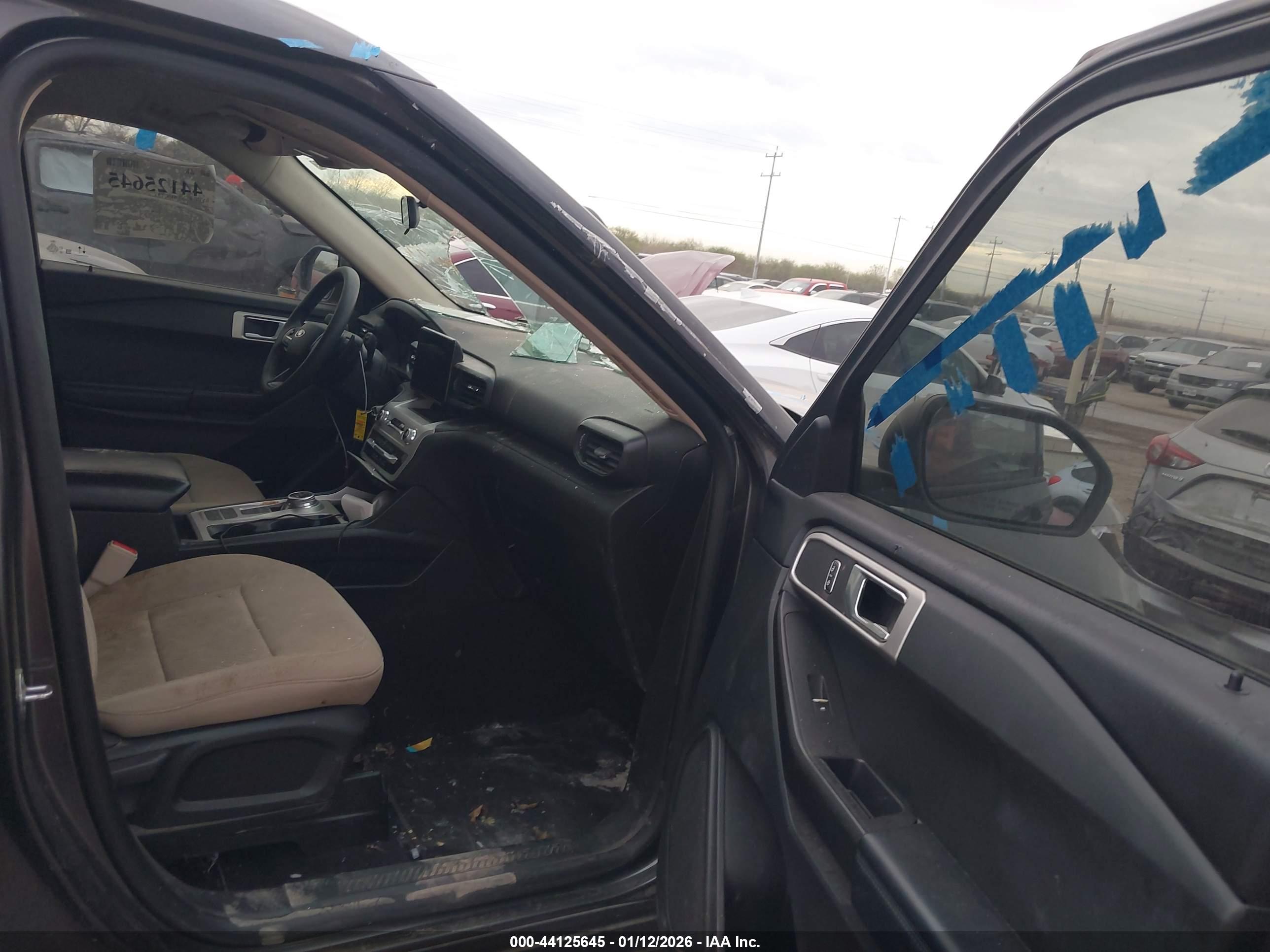 FORD EXPLORER image 5