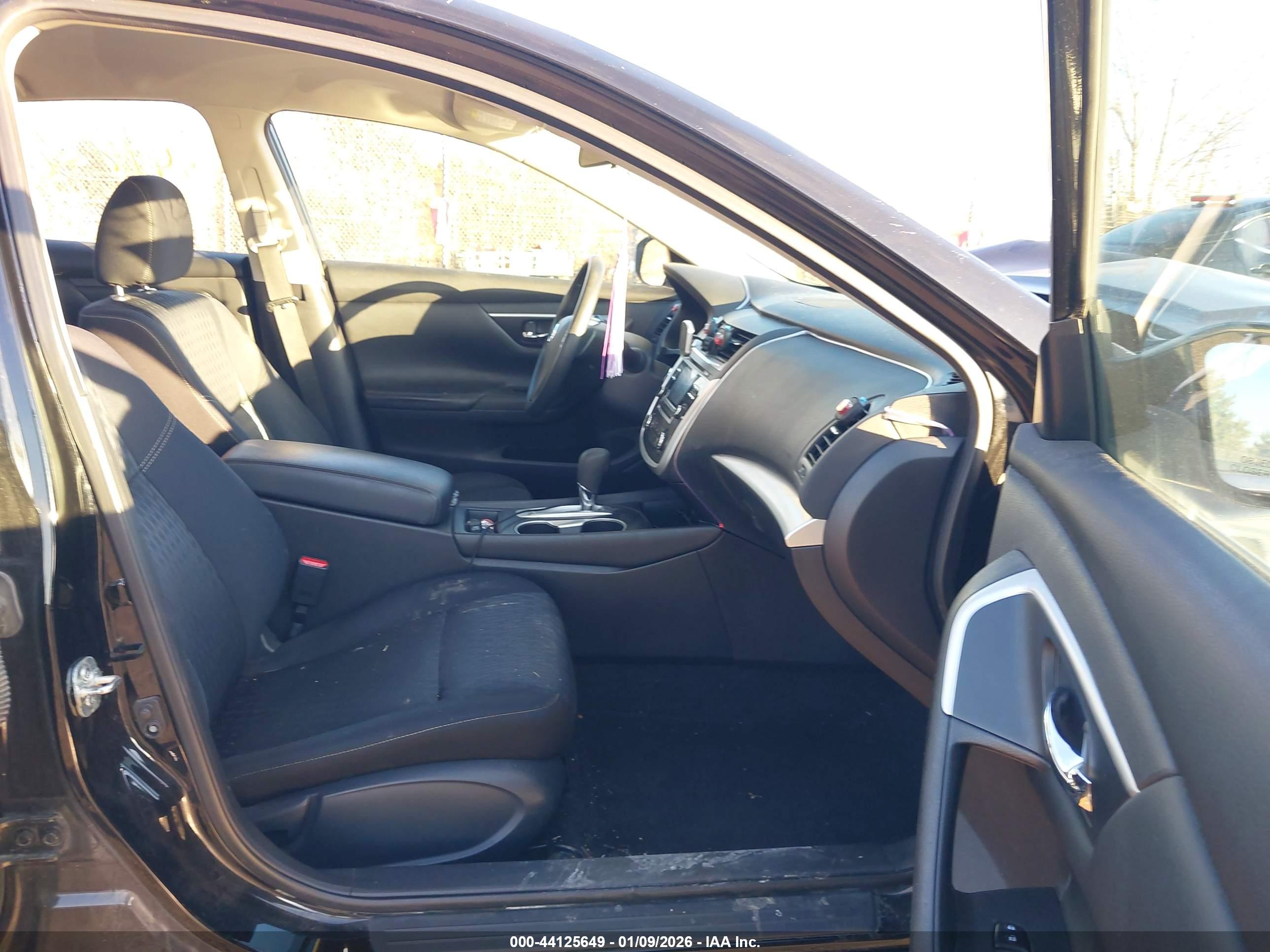 NISSAN ALTIMA image 5