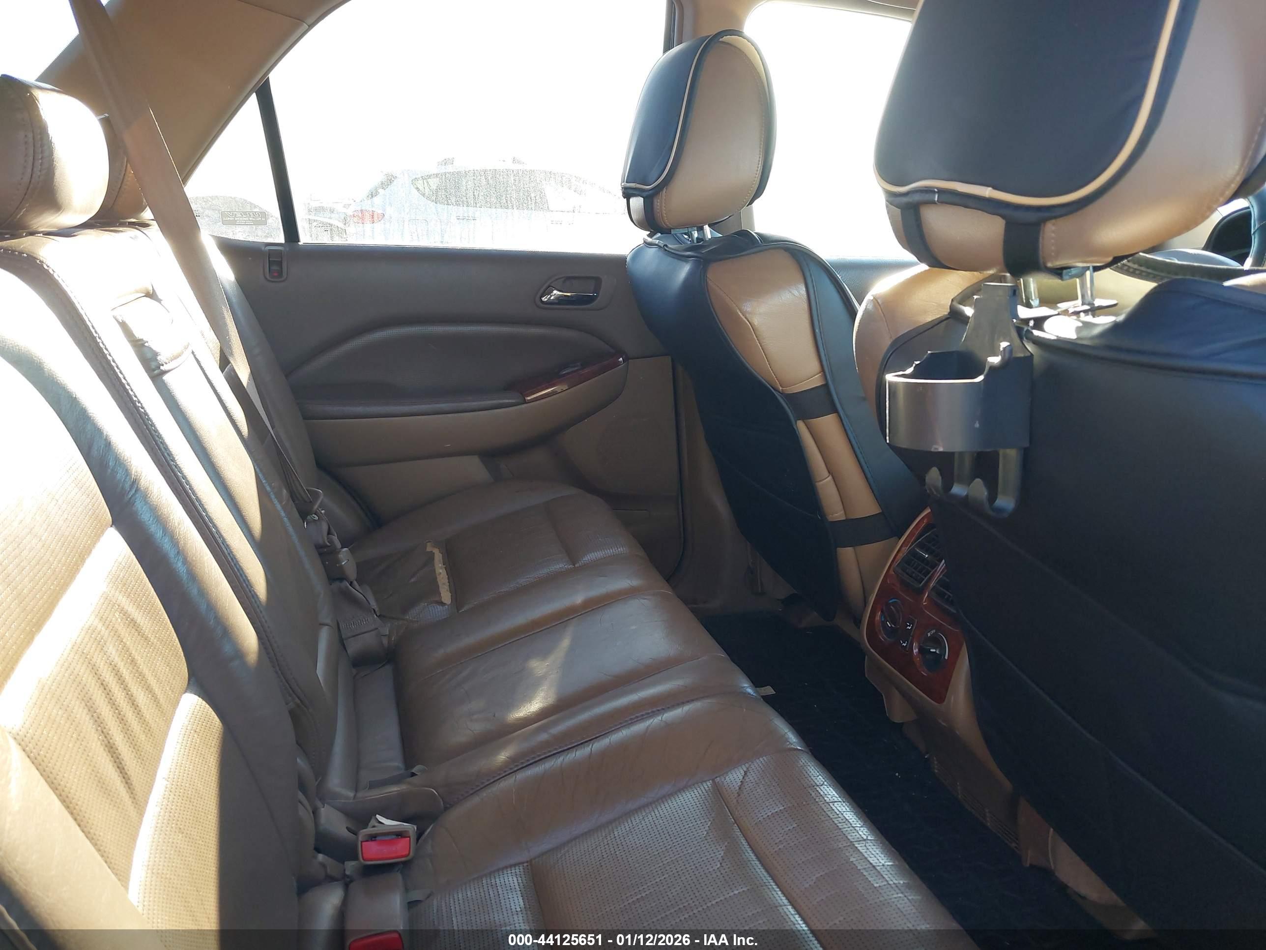 ACURA MDX image 8