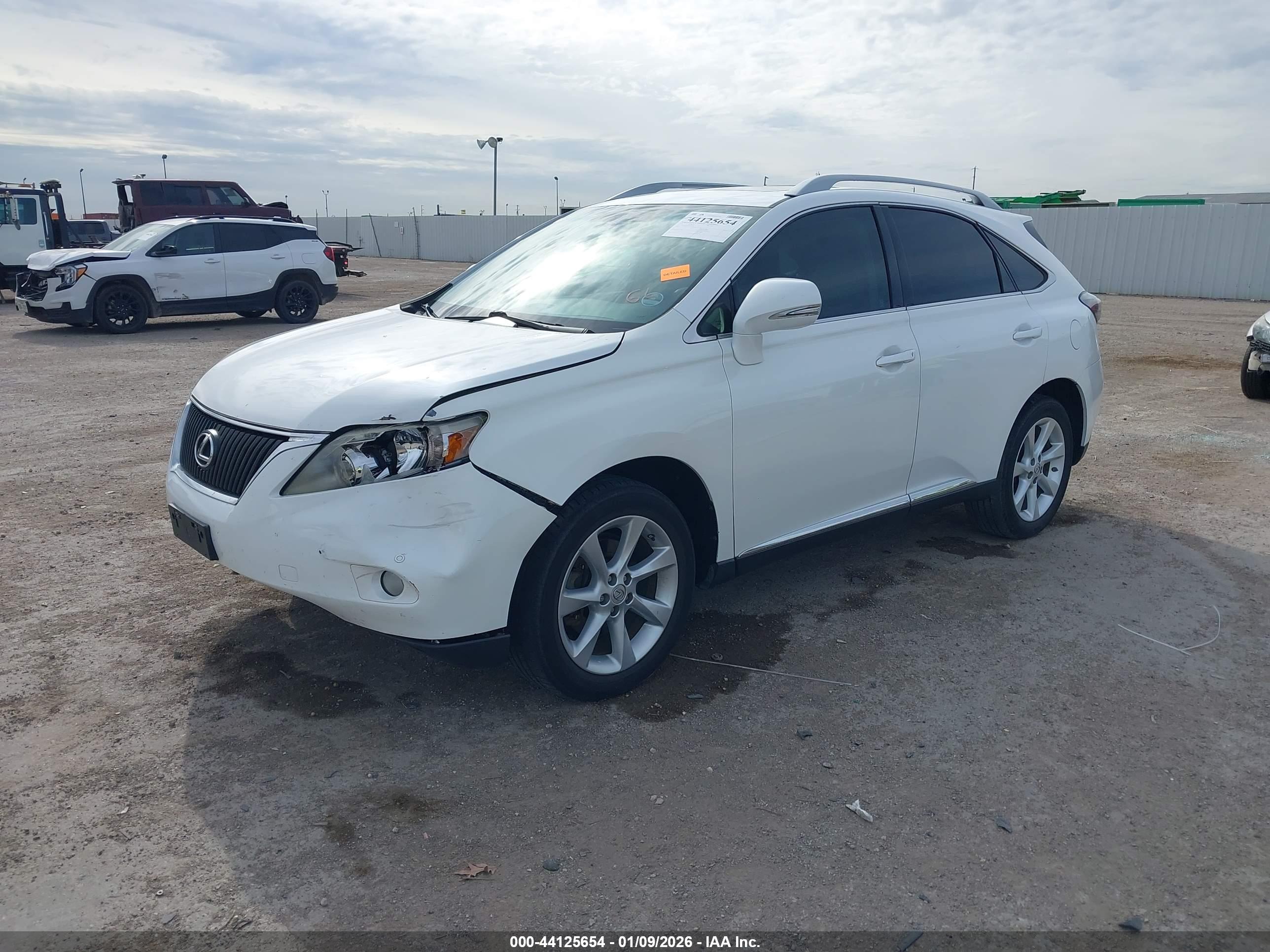LEXUS RX image 2