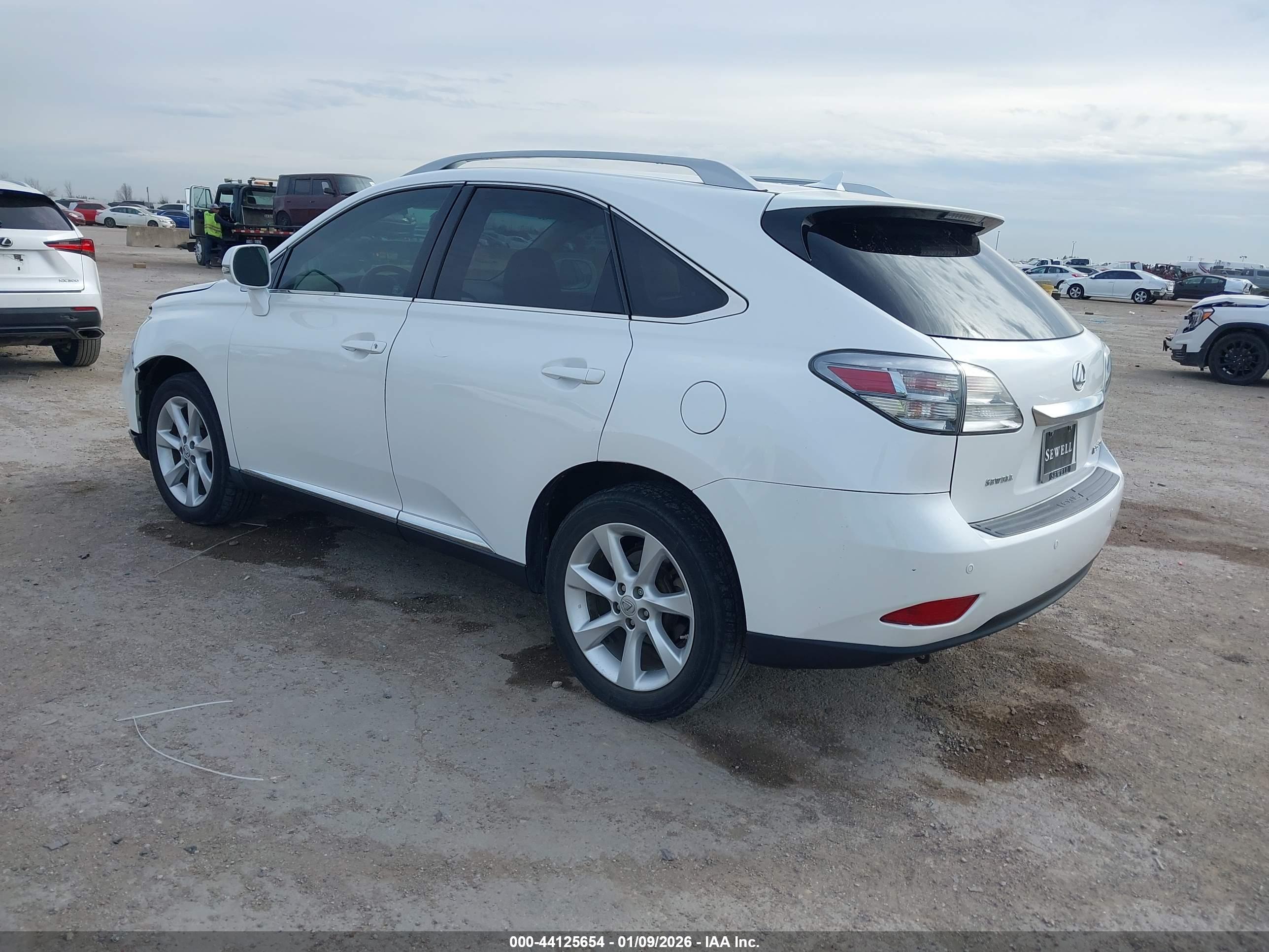 LEXUS RX image 3