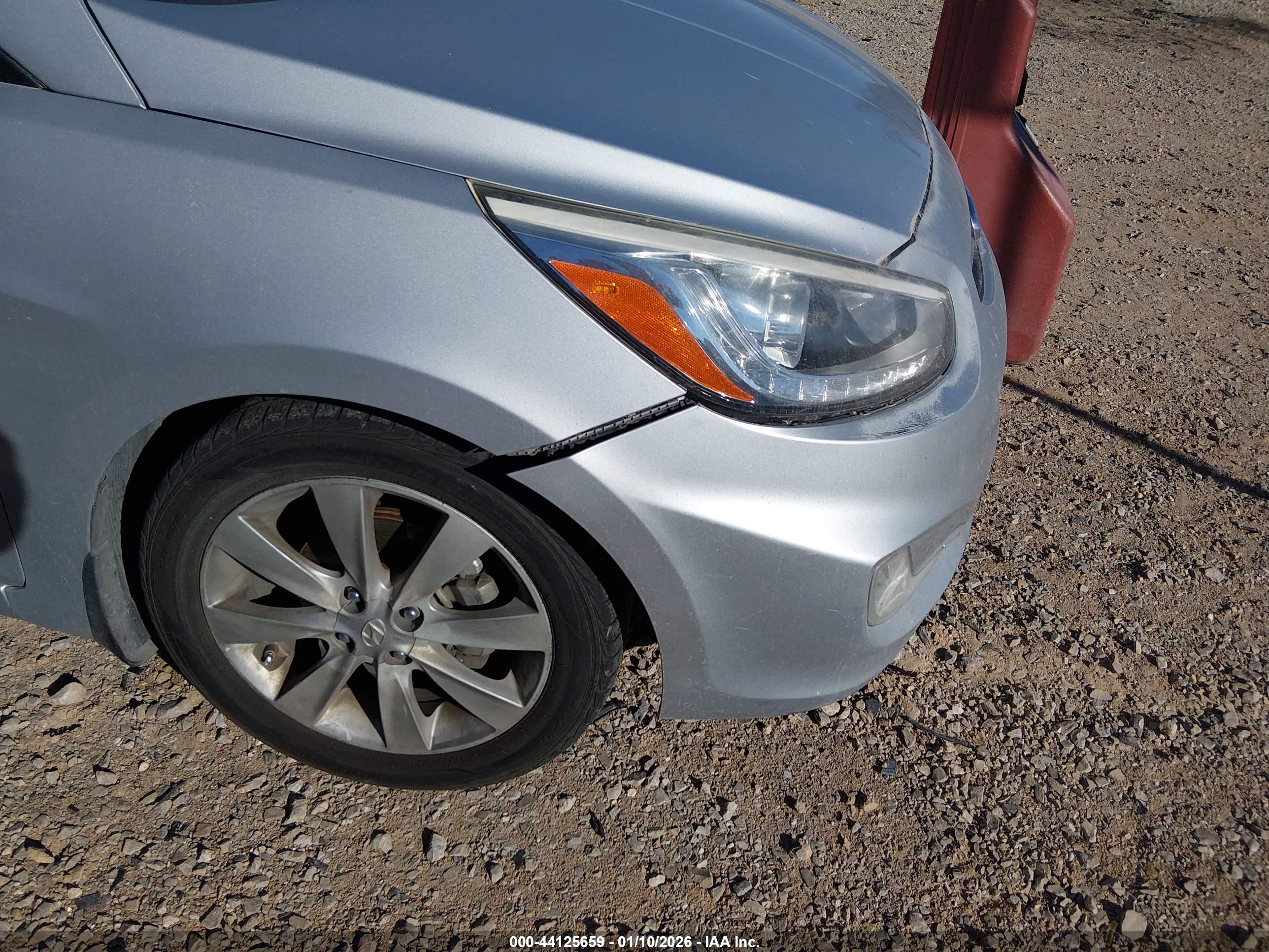 HYUNDAI ACCENT image 6