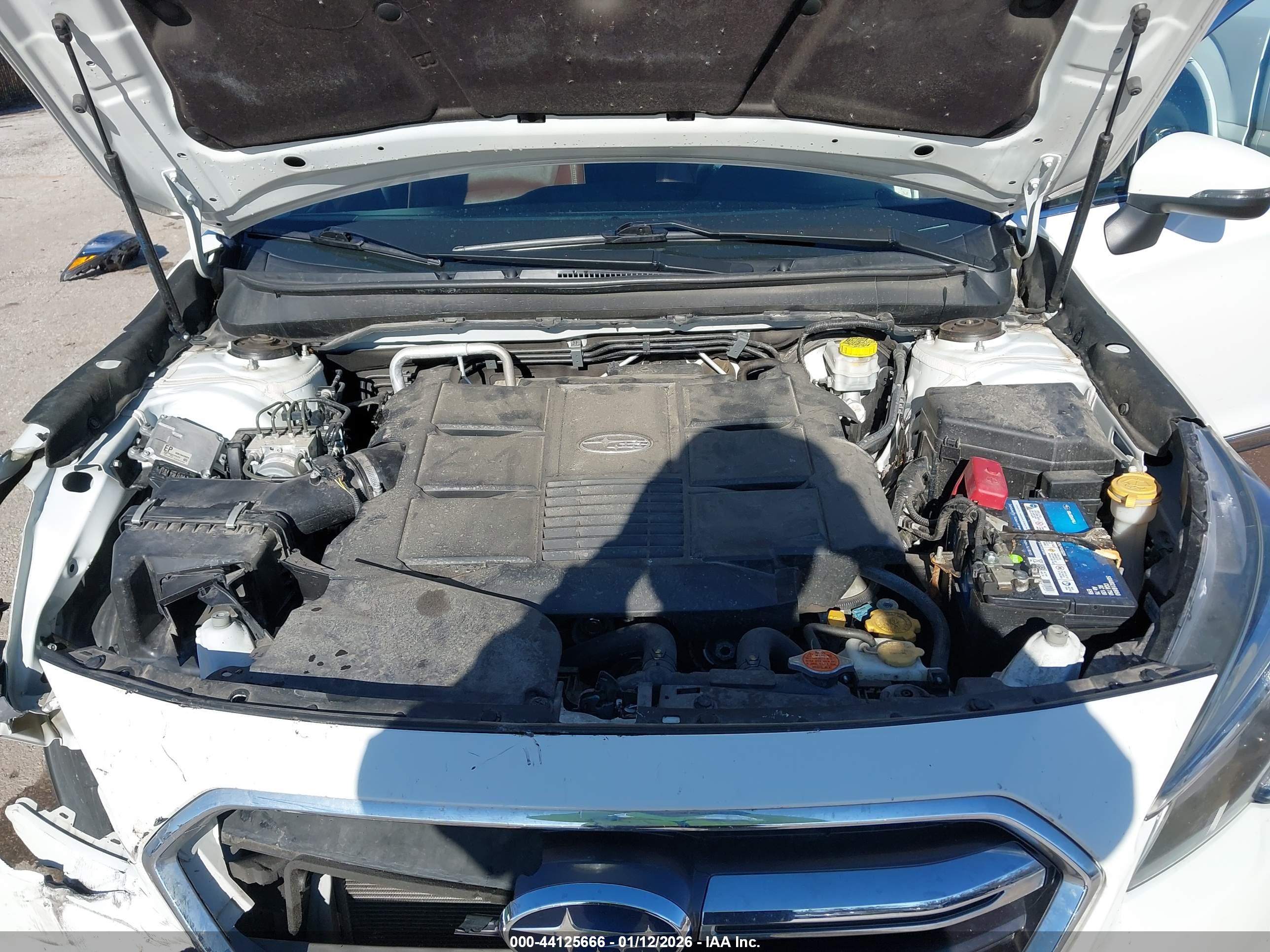 SUBARU OUTBACK image 10