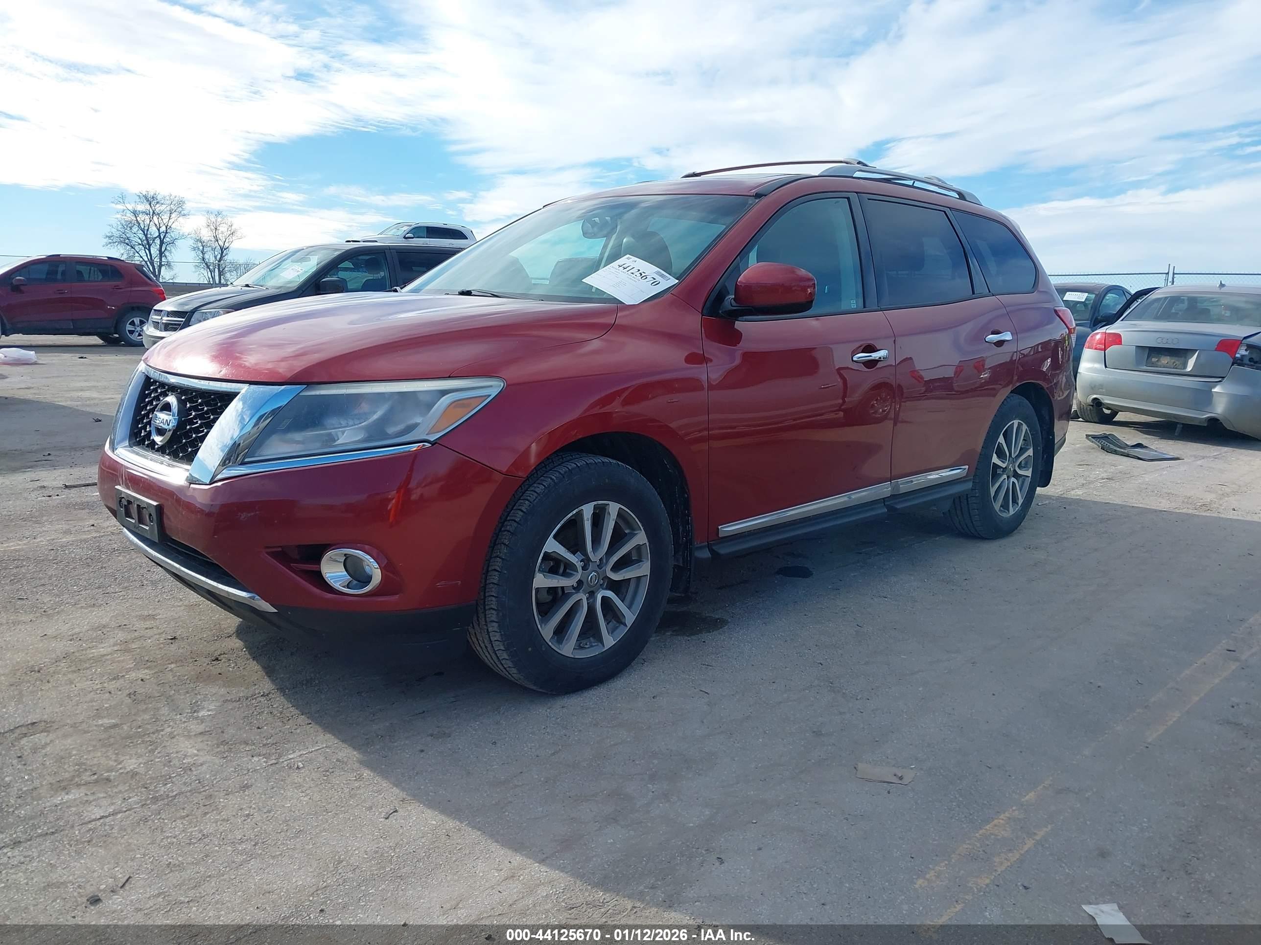 NISSAN PATHFINDER image 2