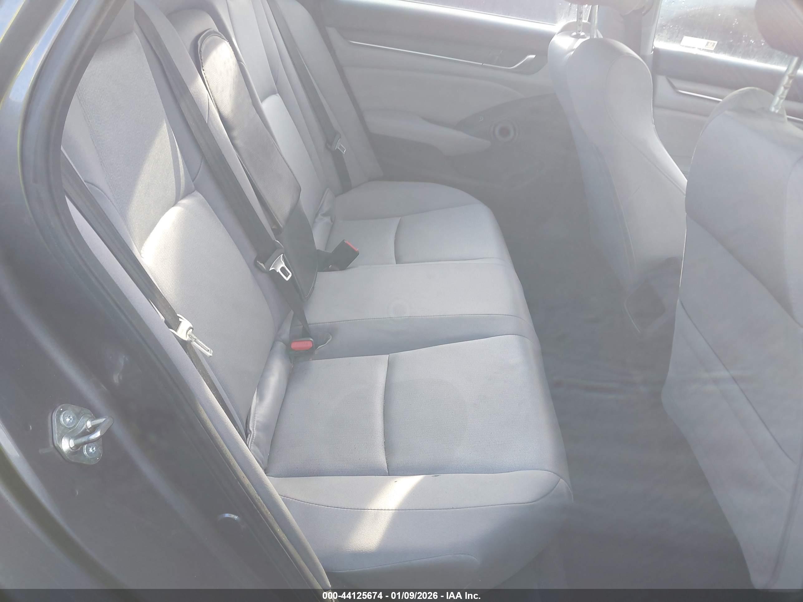 HONDA ACCORD image 8