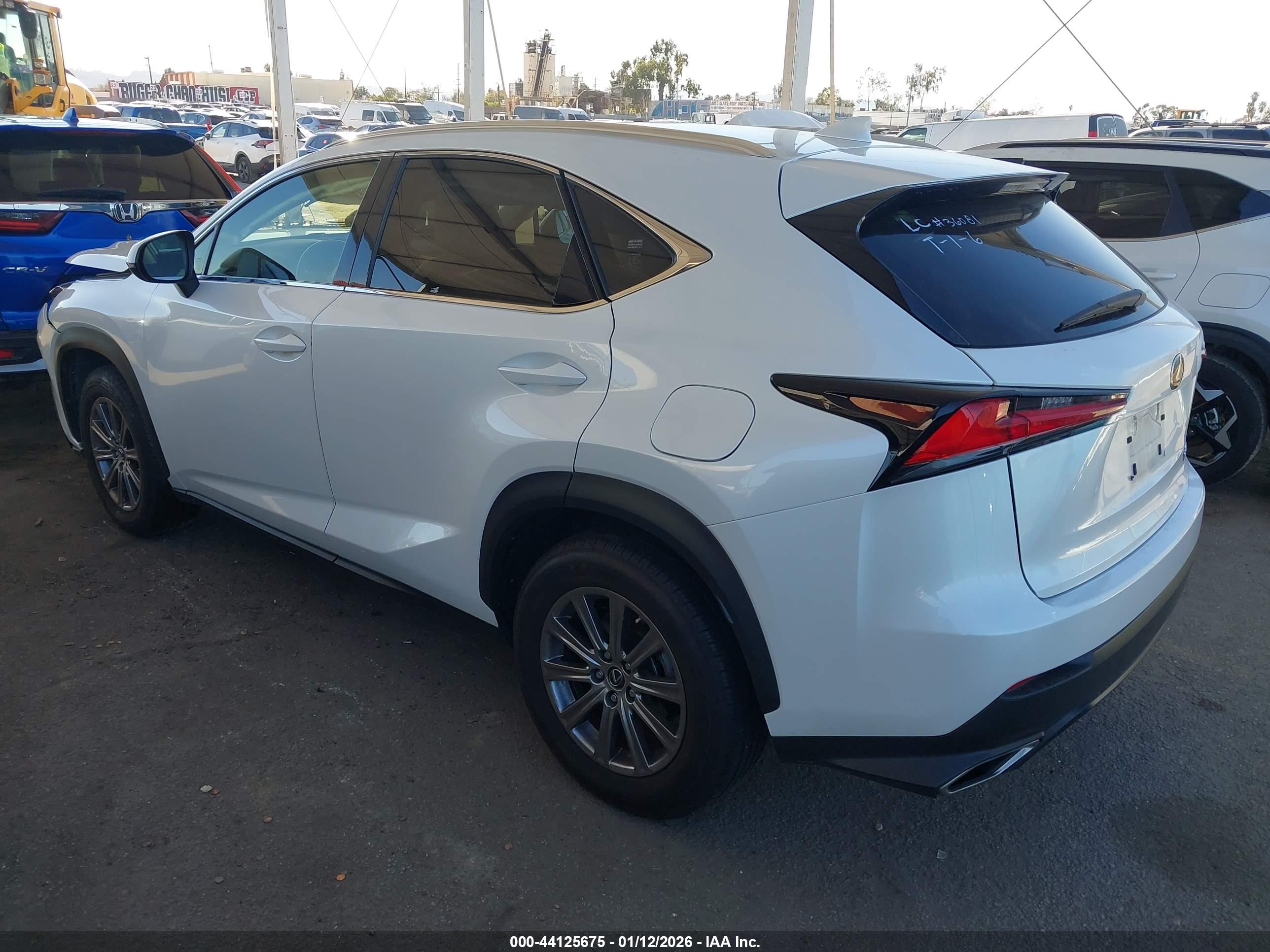 LEXUS NX image 3