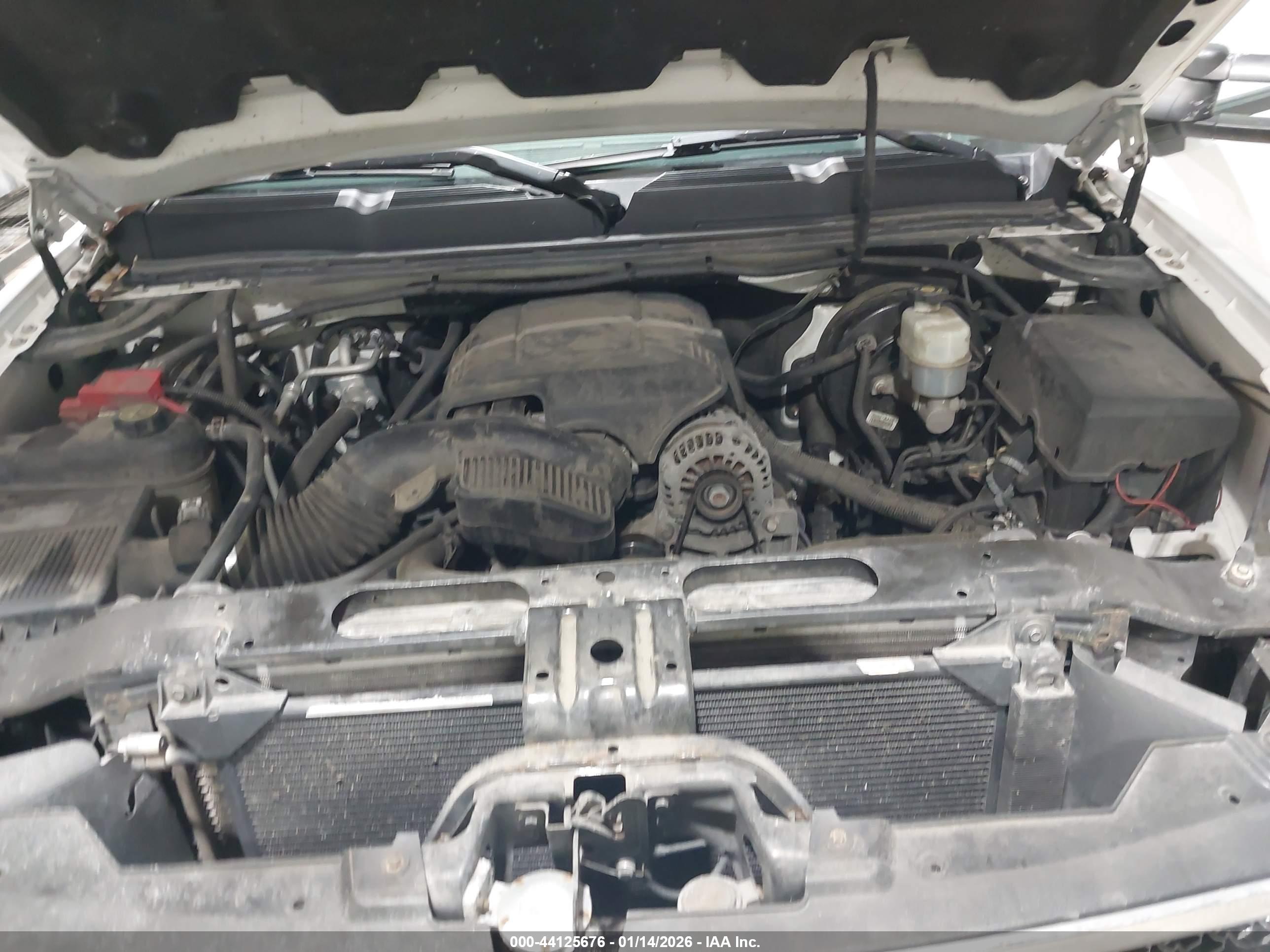 CHEVROLET SILVERADO image 10