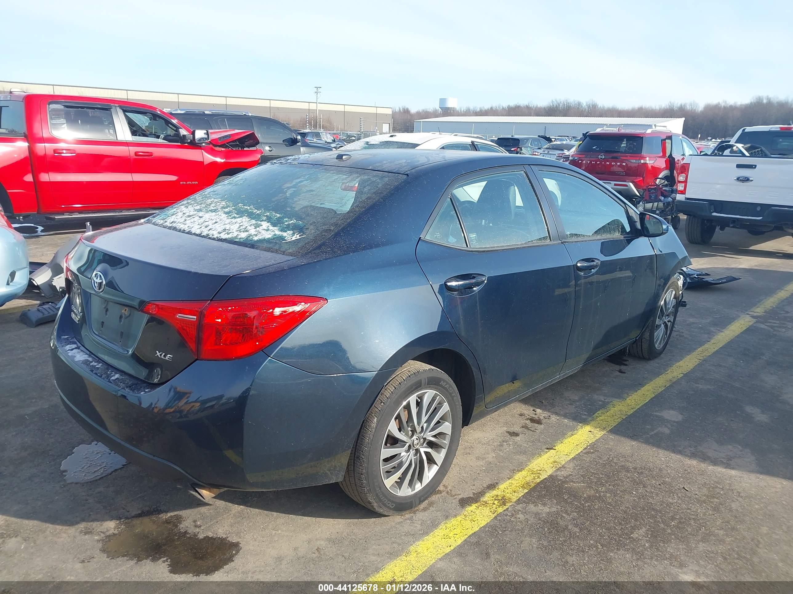 TOYOTA COROLLA image 4