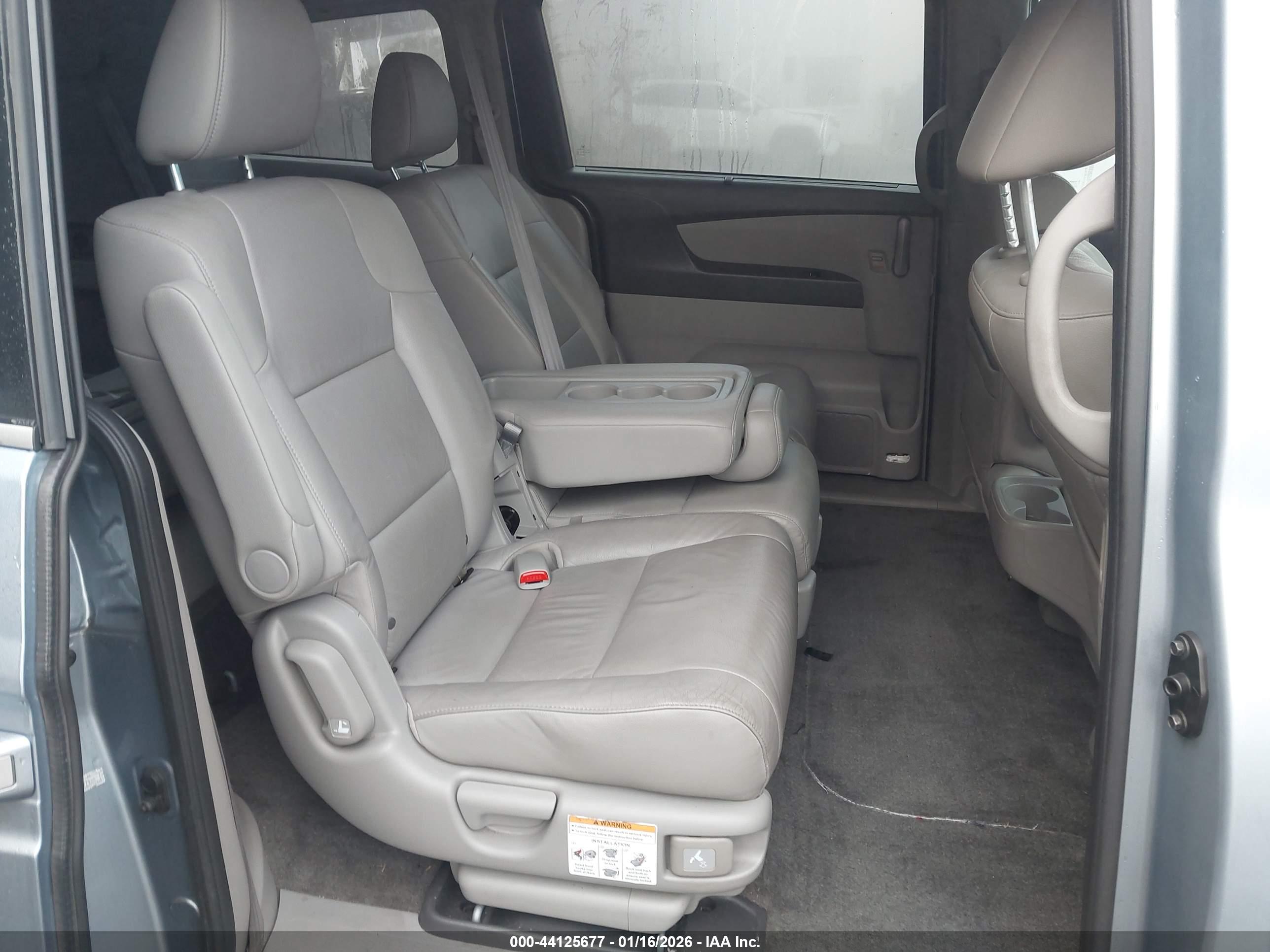 HONDA ODYSSEY image 8