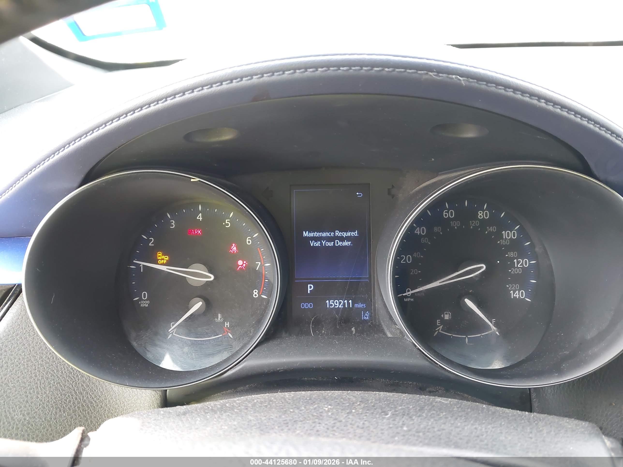 TOYOTA C-HR image 7
