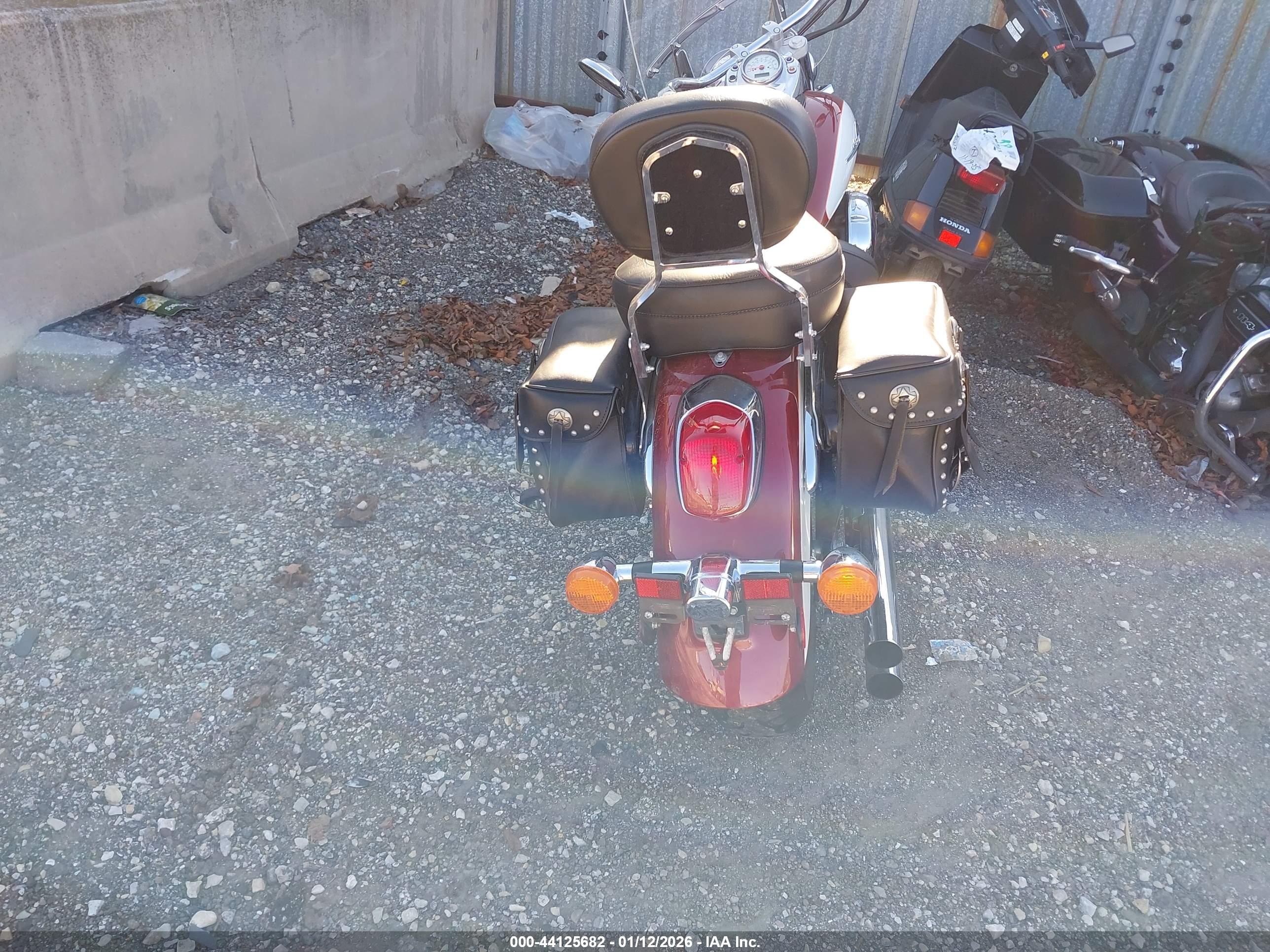 HONDA VT750 image 6