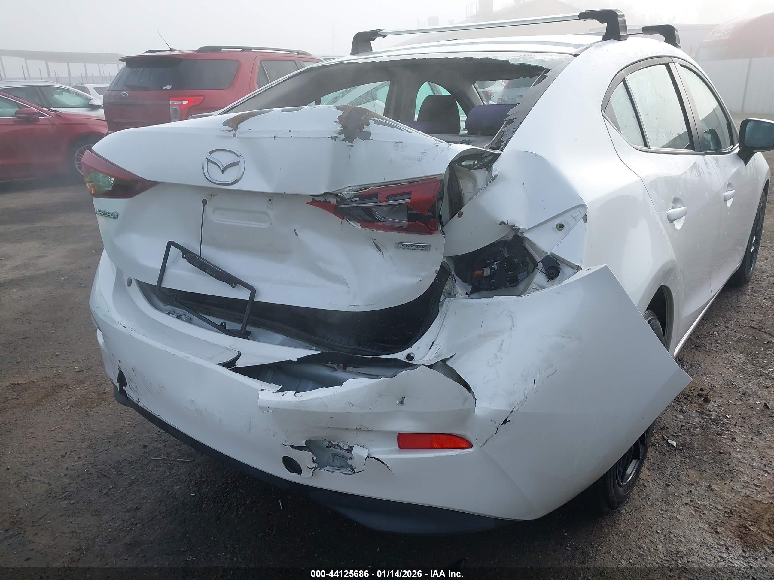 MAZDA MAZDA3 image 6