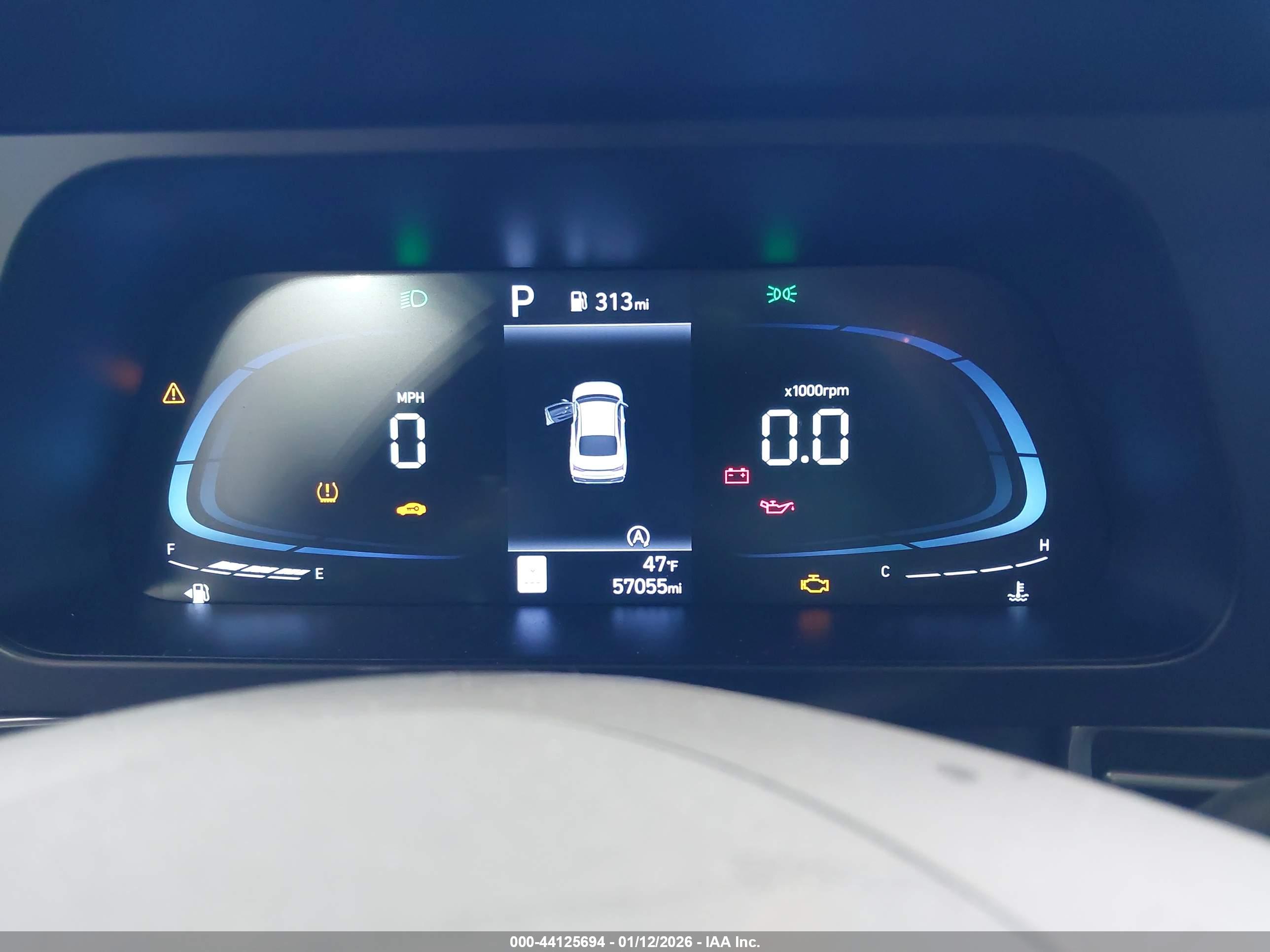HYUNDAI ELANTRA image 7