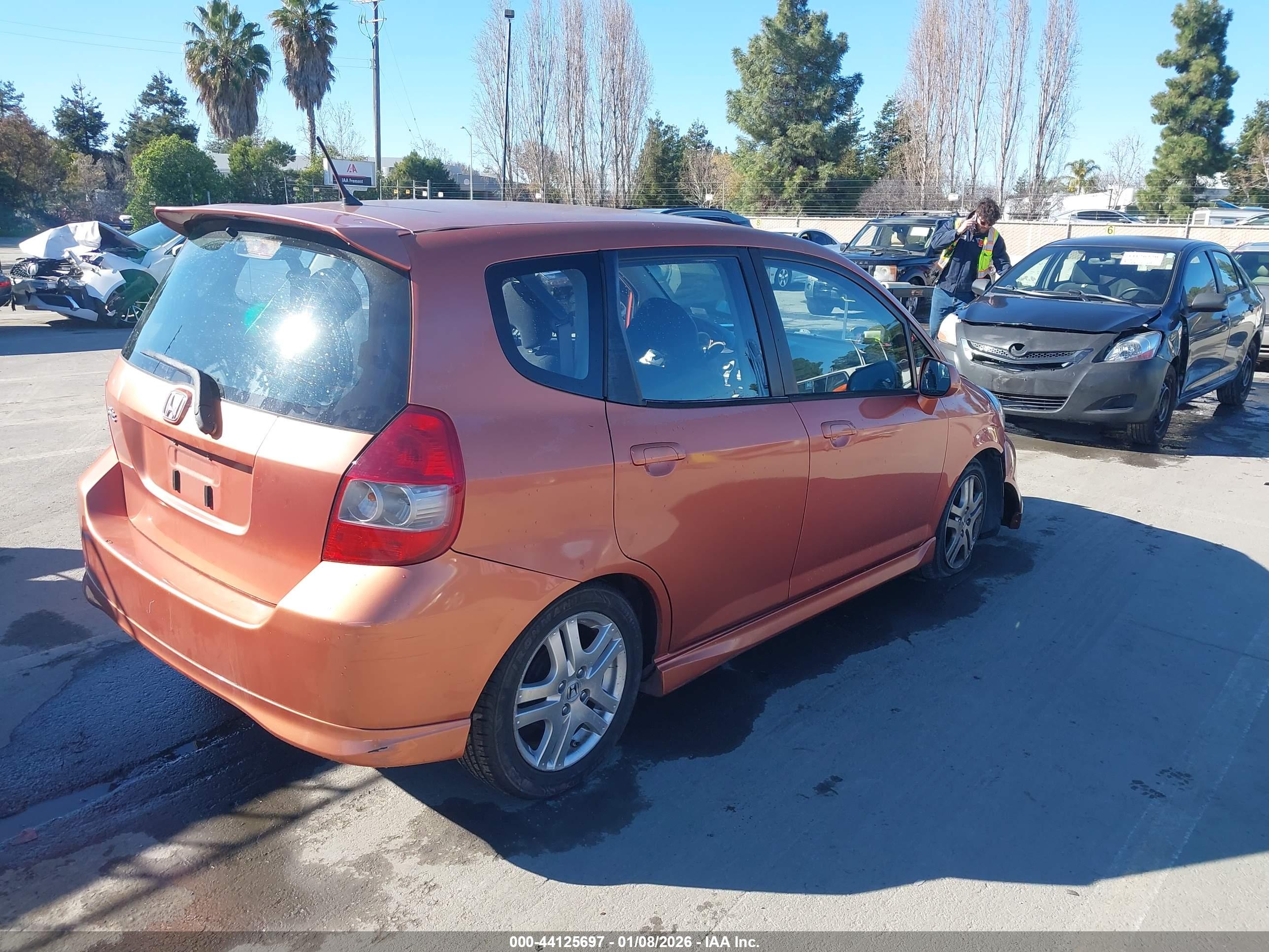 HONDA FIT image 4