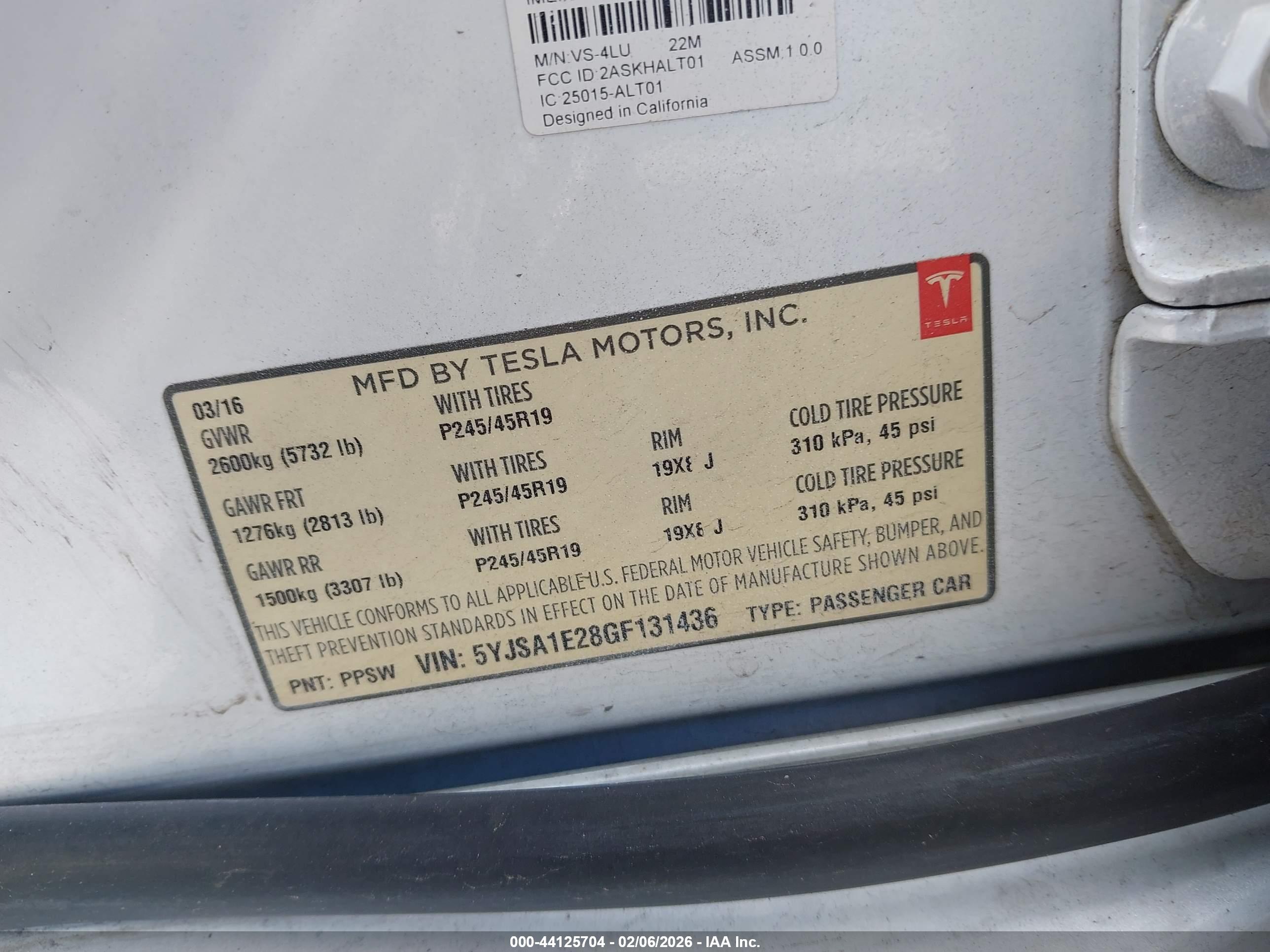 TESLA MODEL image 9