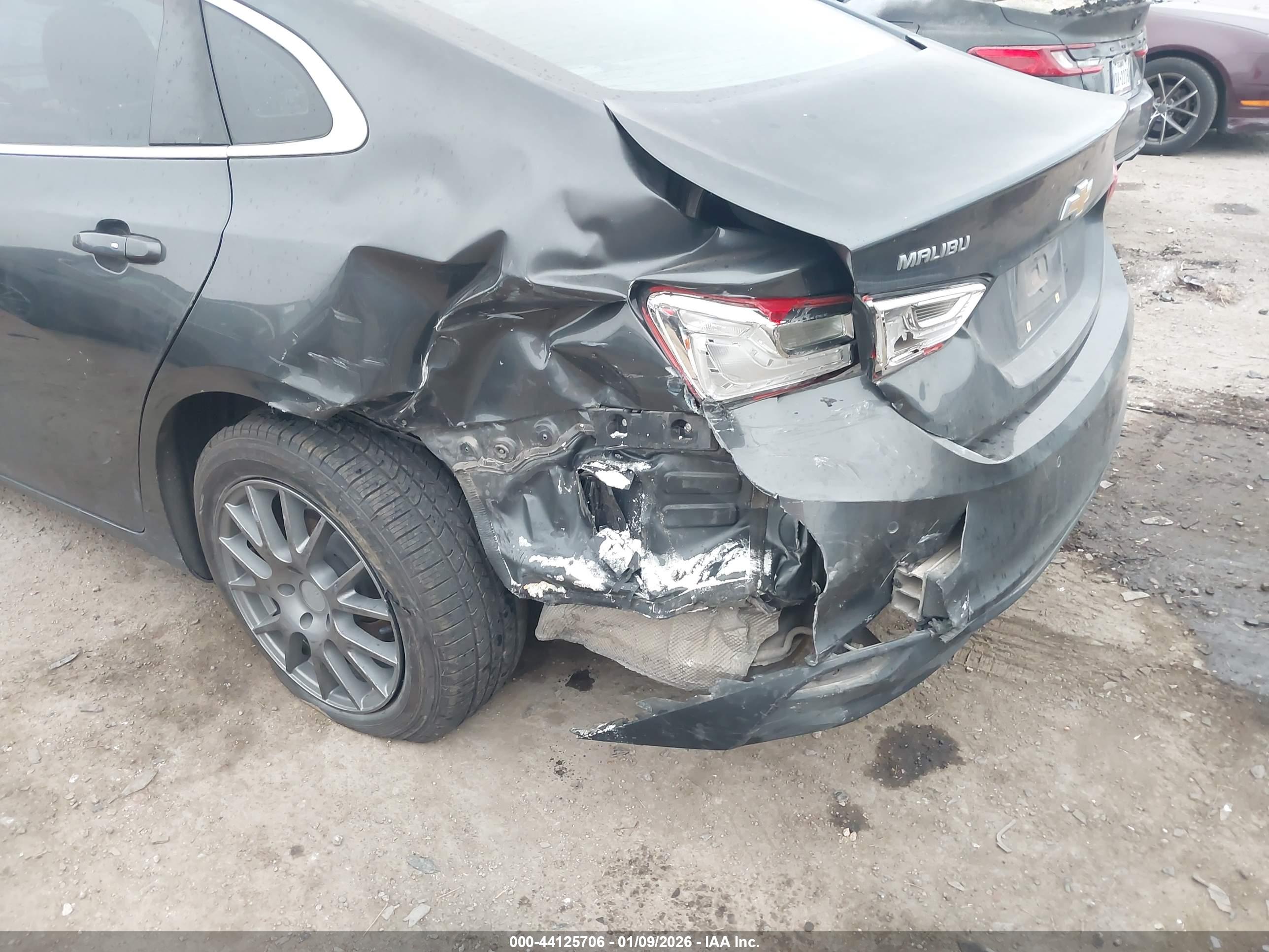 CHEVROLET MALIBU image 6