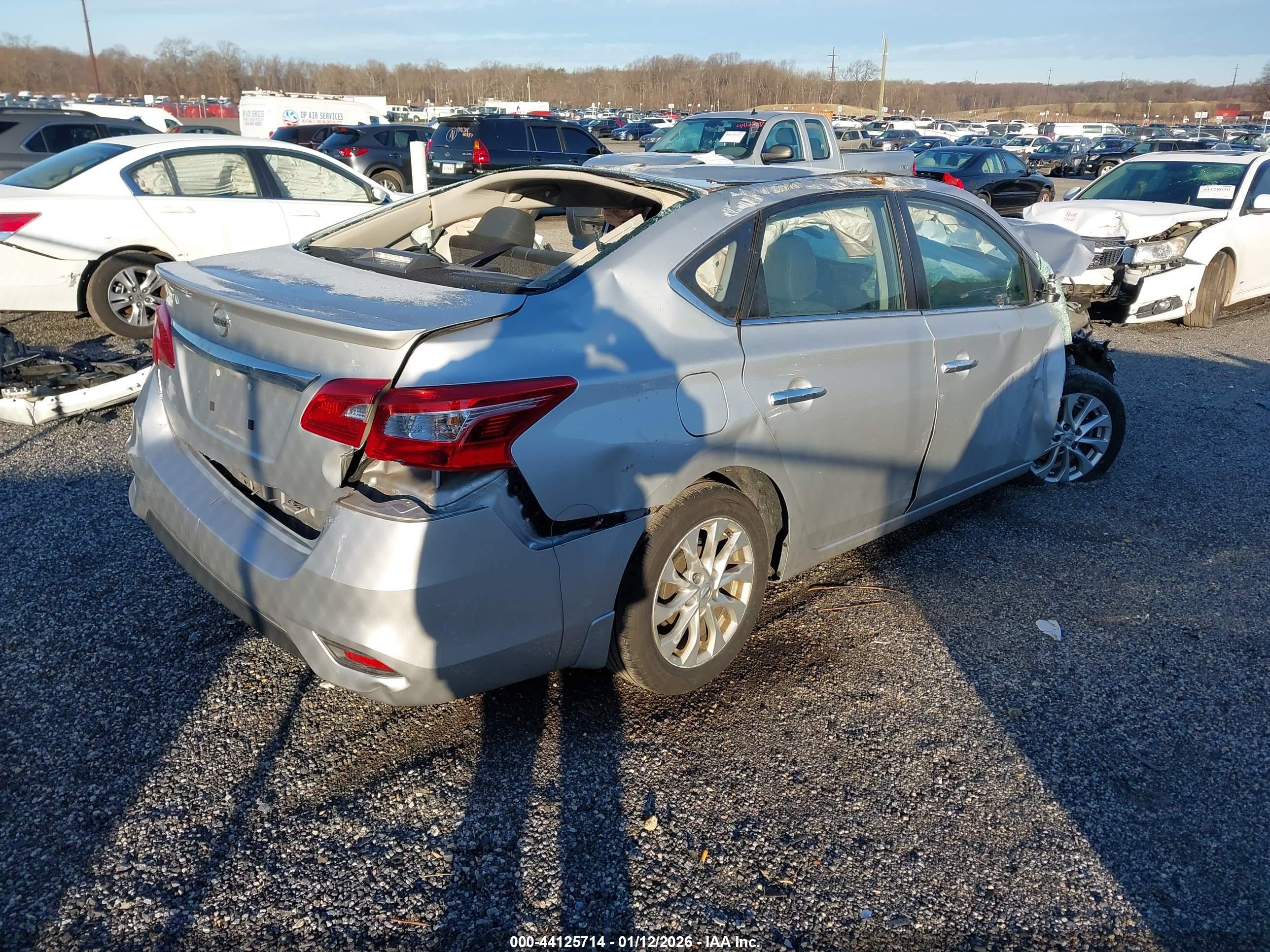 NISSAN SENTRA image 4