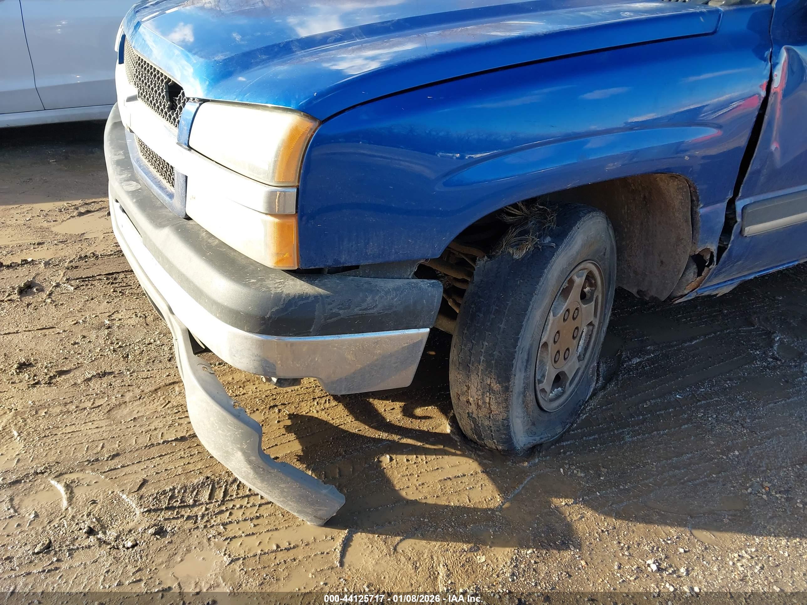 CHEVROLET SILVERADO image 6