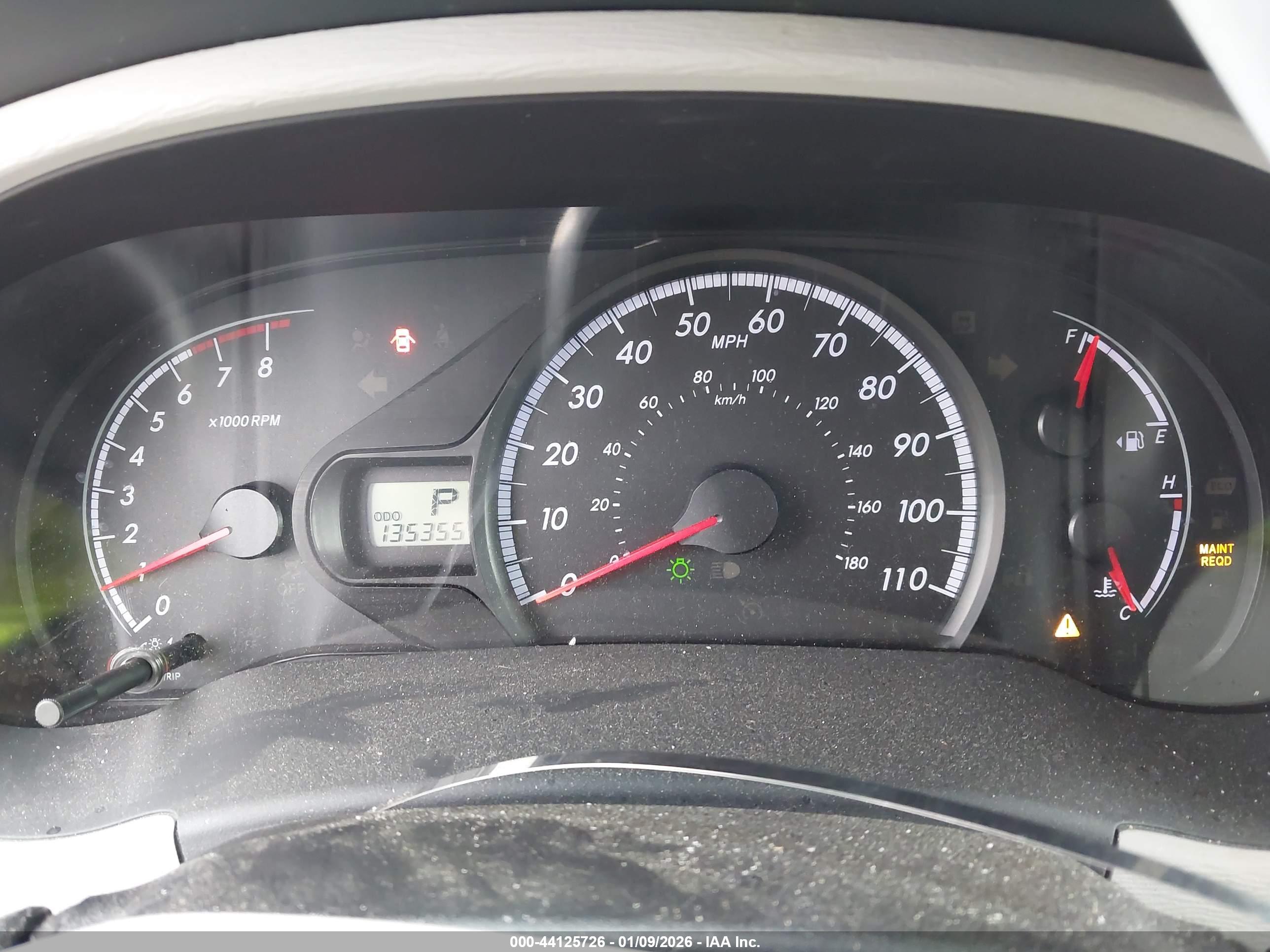 TOYOTA SIENNA image 7