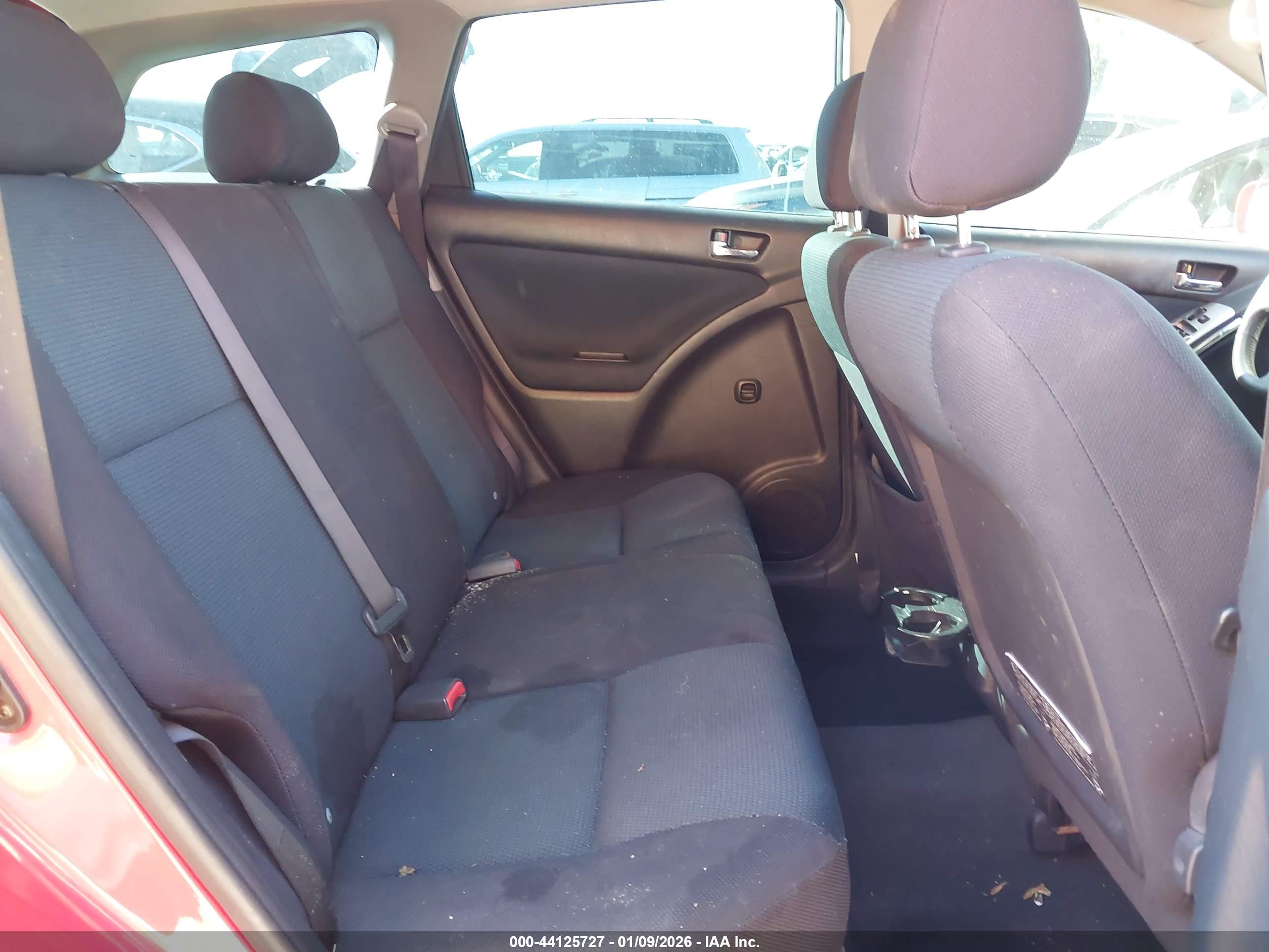 TOYOTA MATRIX image 8