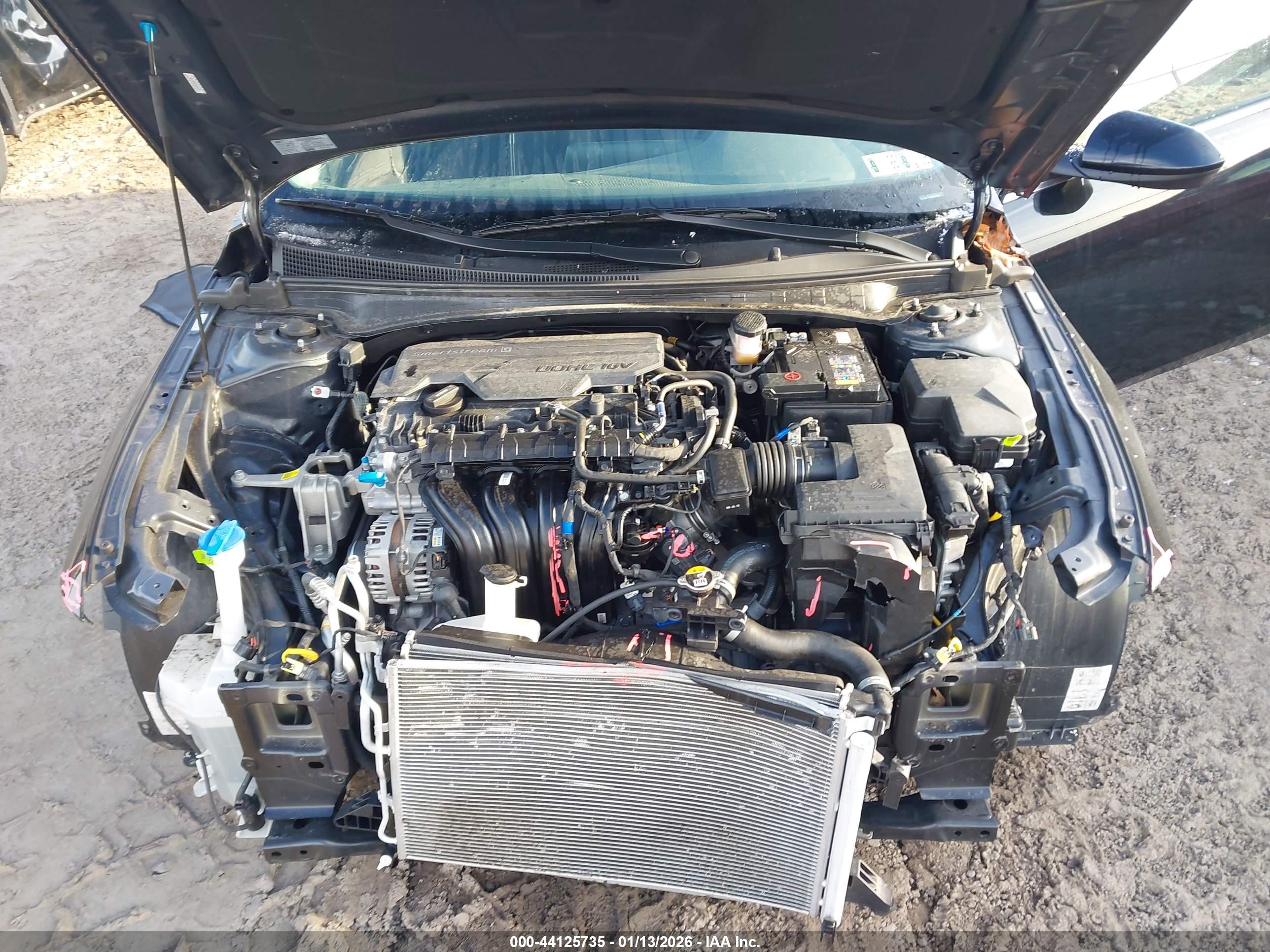 HYUNDAI ELANTRA image 10