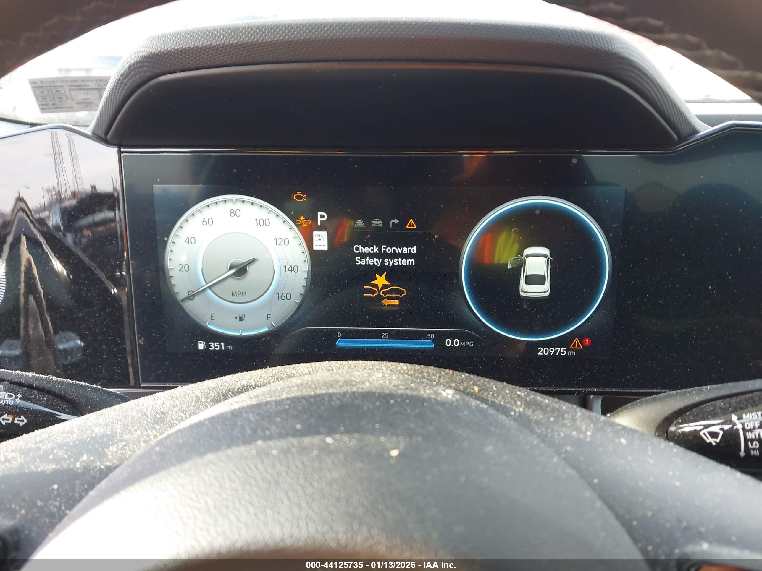 HYUNDAI ELANTRA image 7