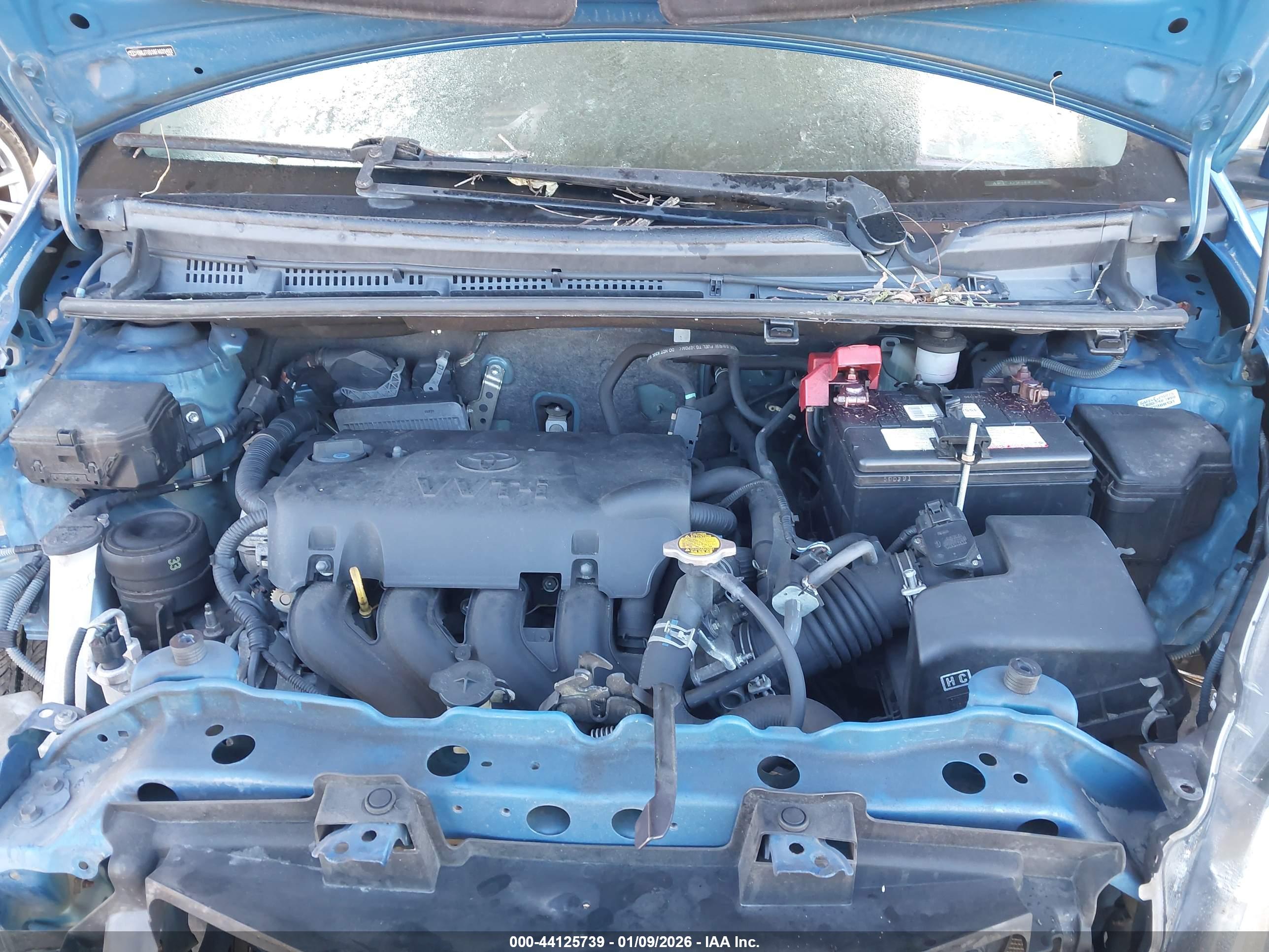 TOYOTA YARIS image 10