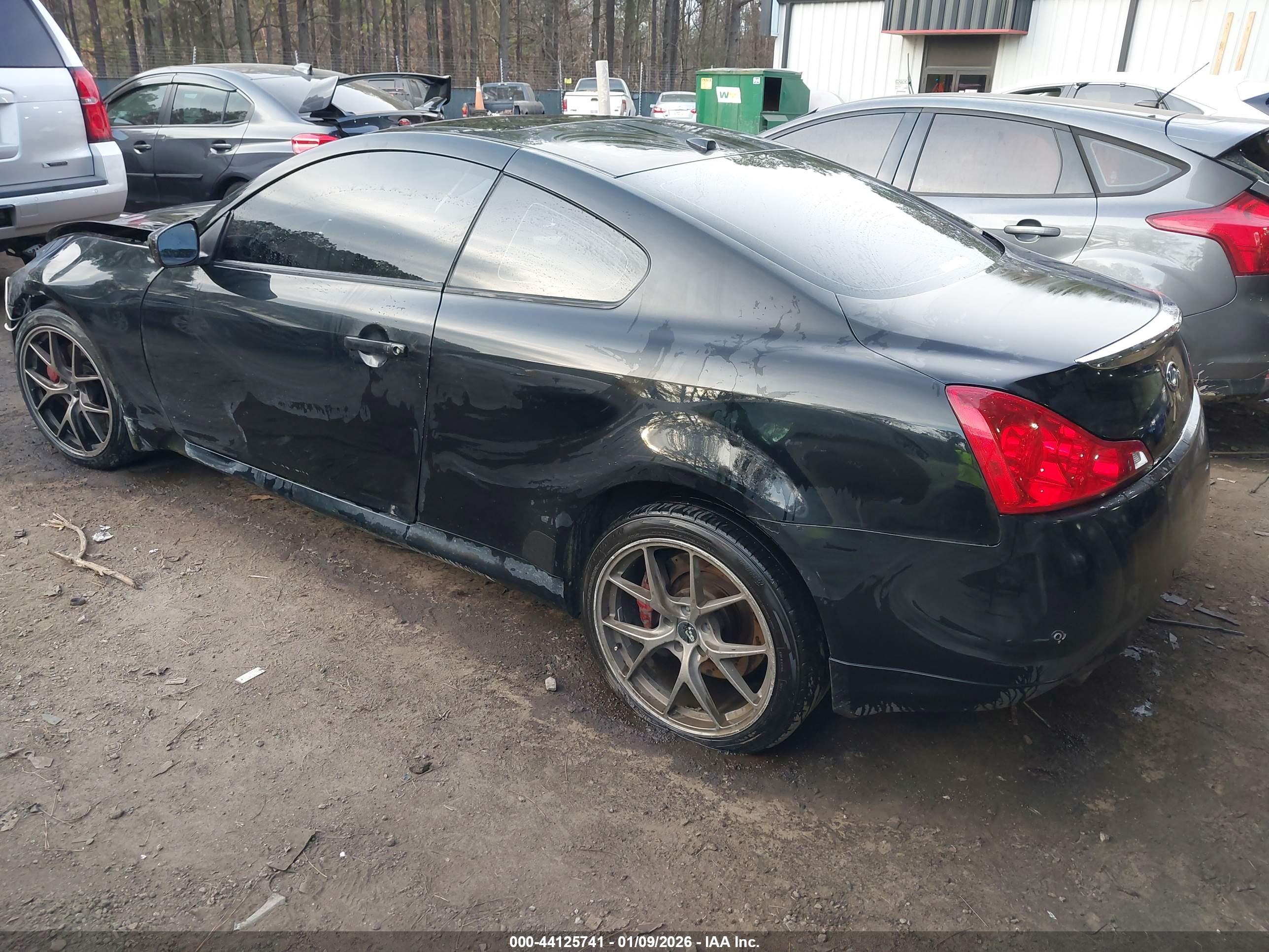 INFINITI G37X image 3