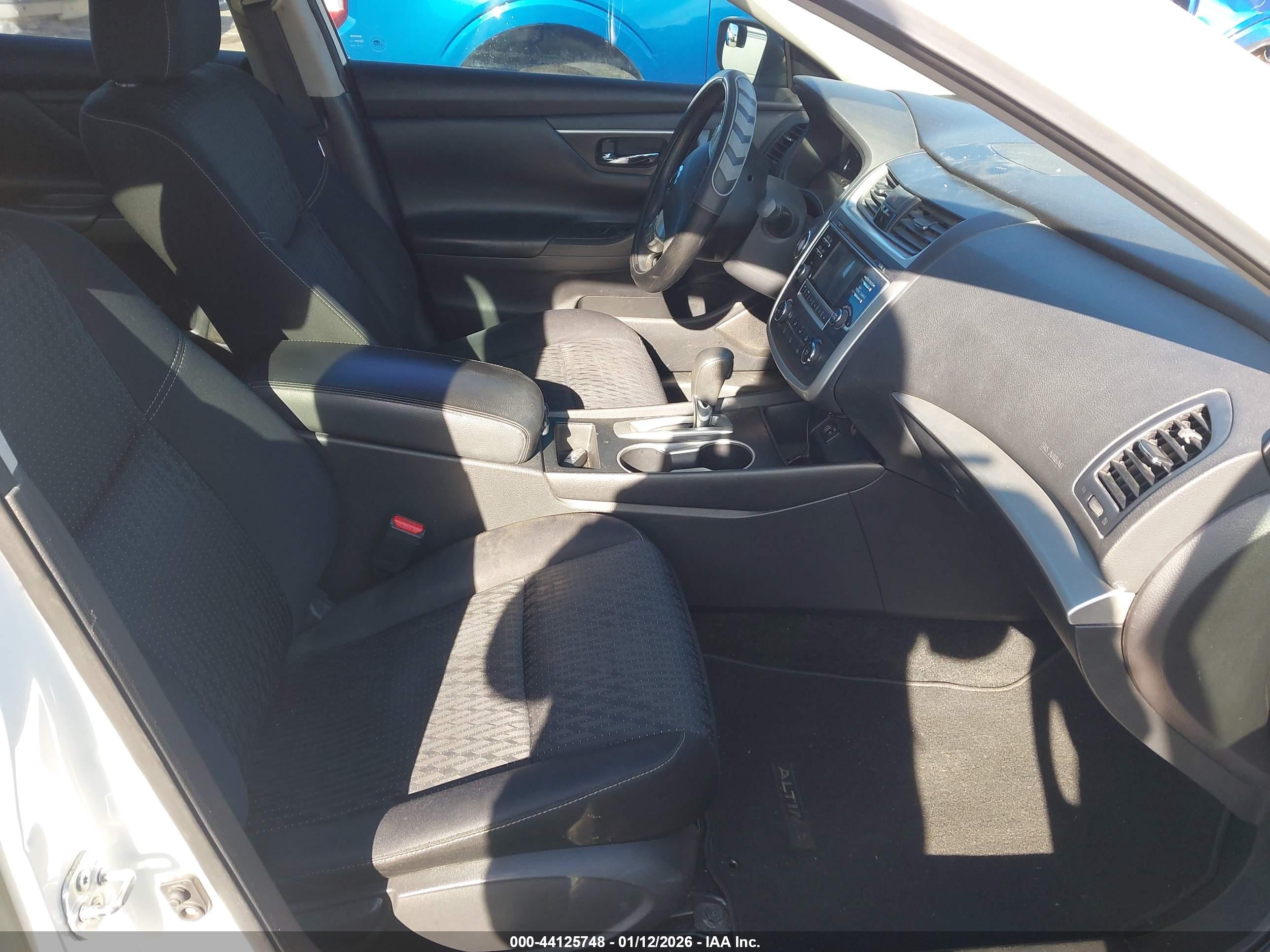 NISSAN ALTIMA image 5