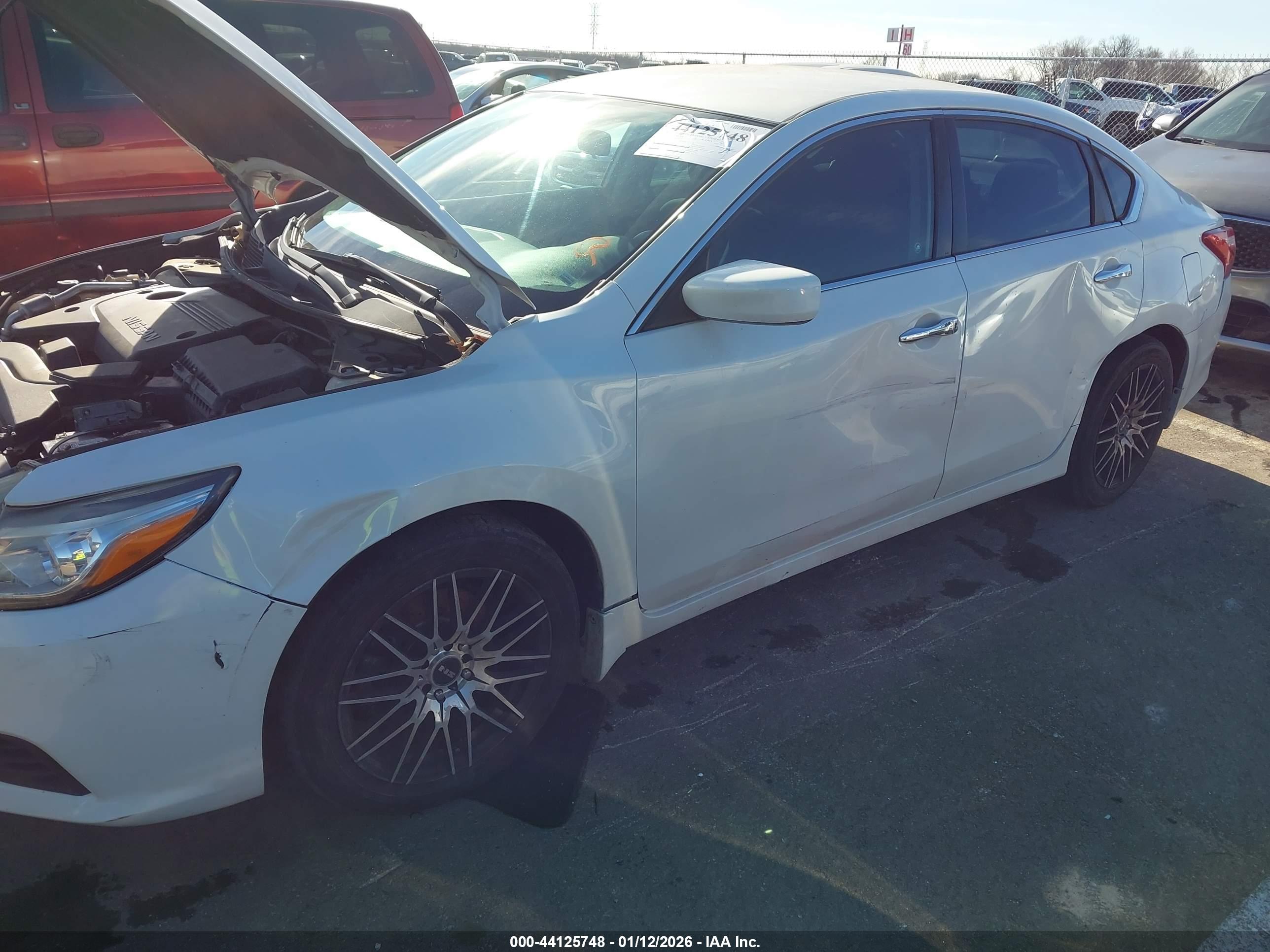 NISSAN ALTIMA image 6