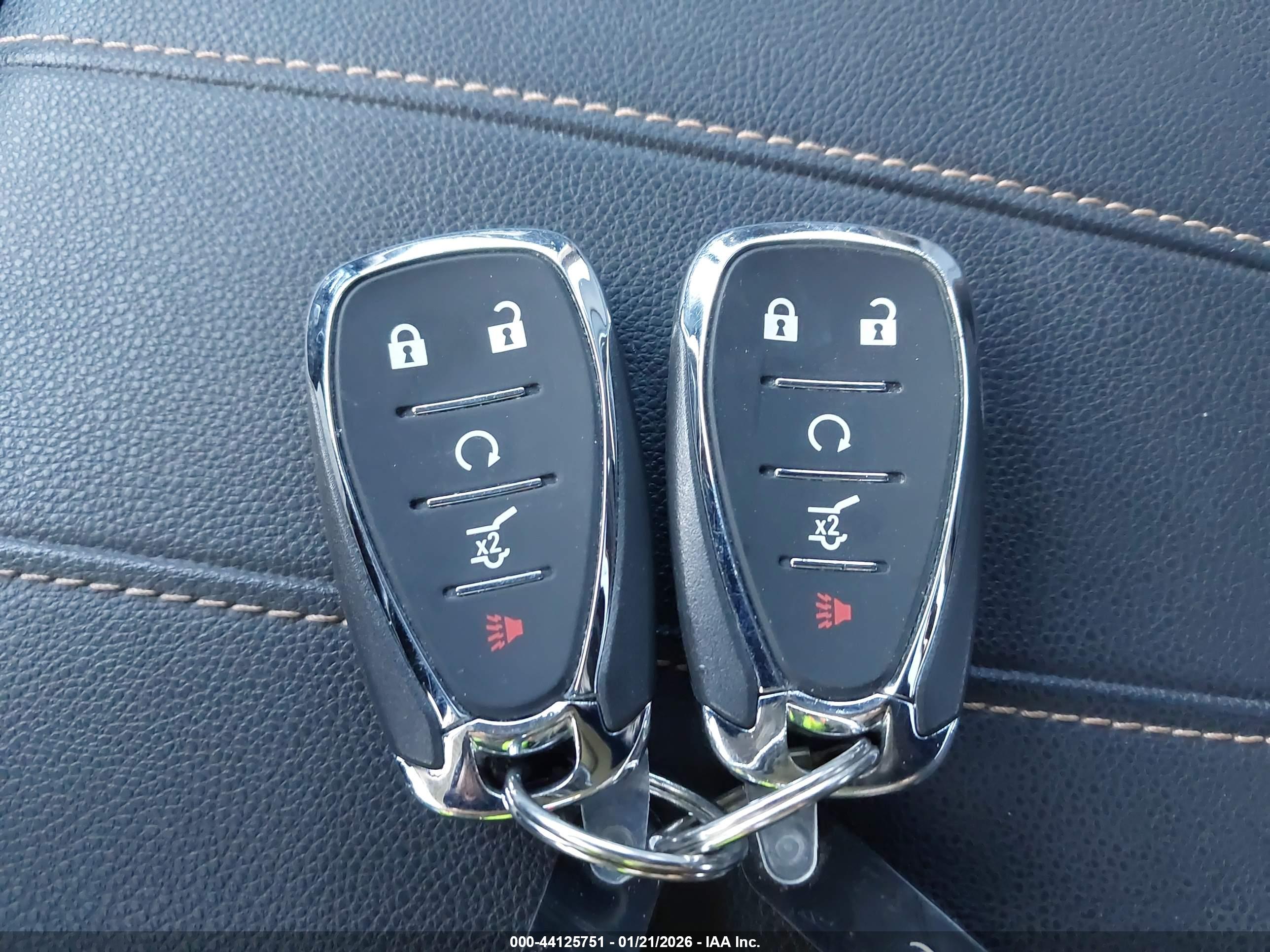 CHEVROLET TRAVERSE image 11