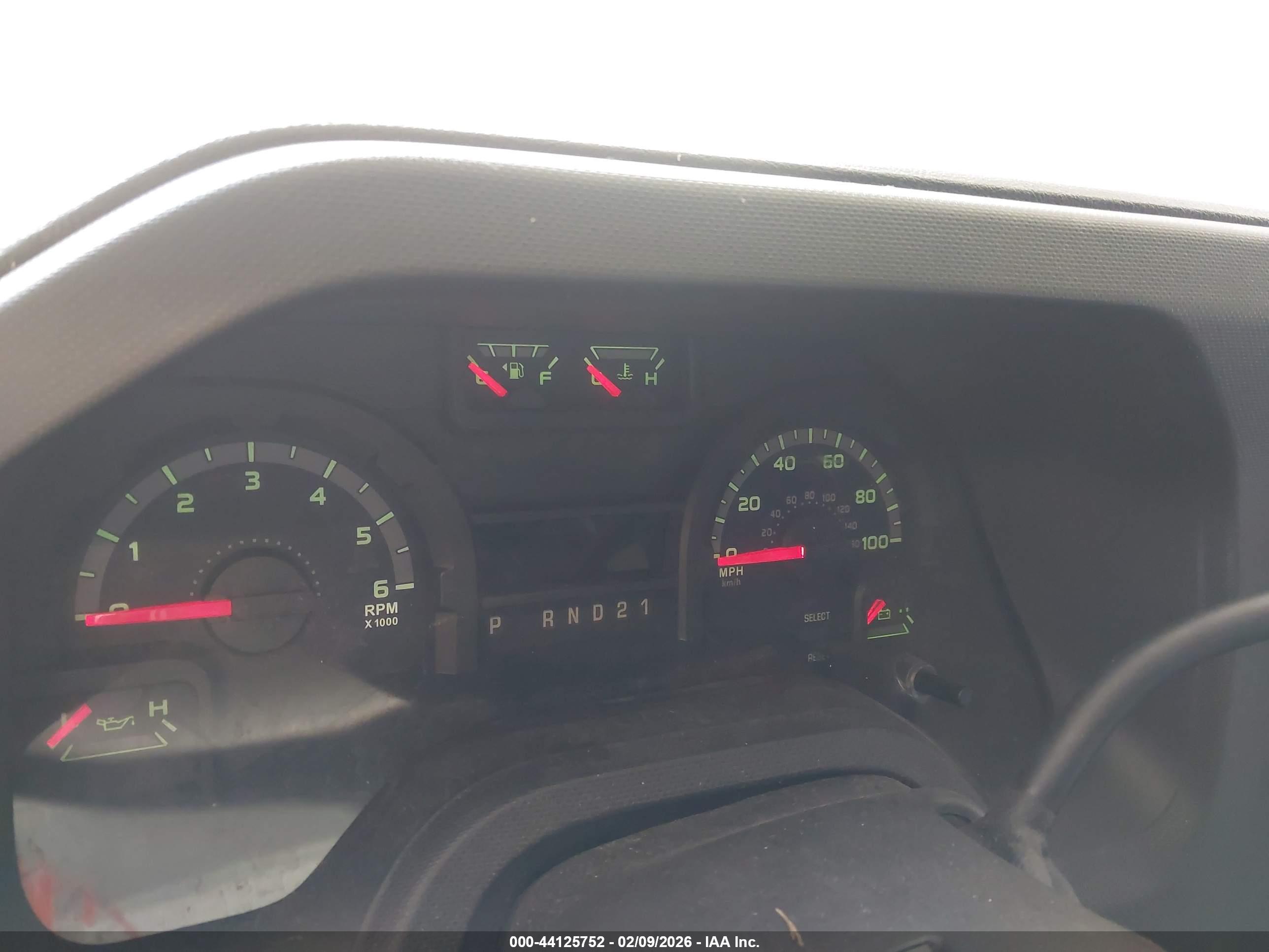 FORD E-350 image 7
