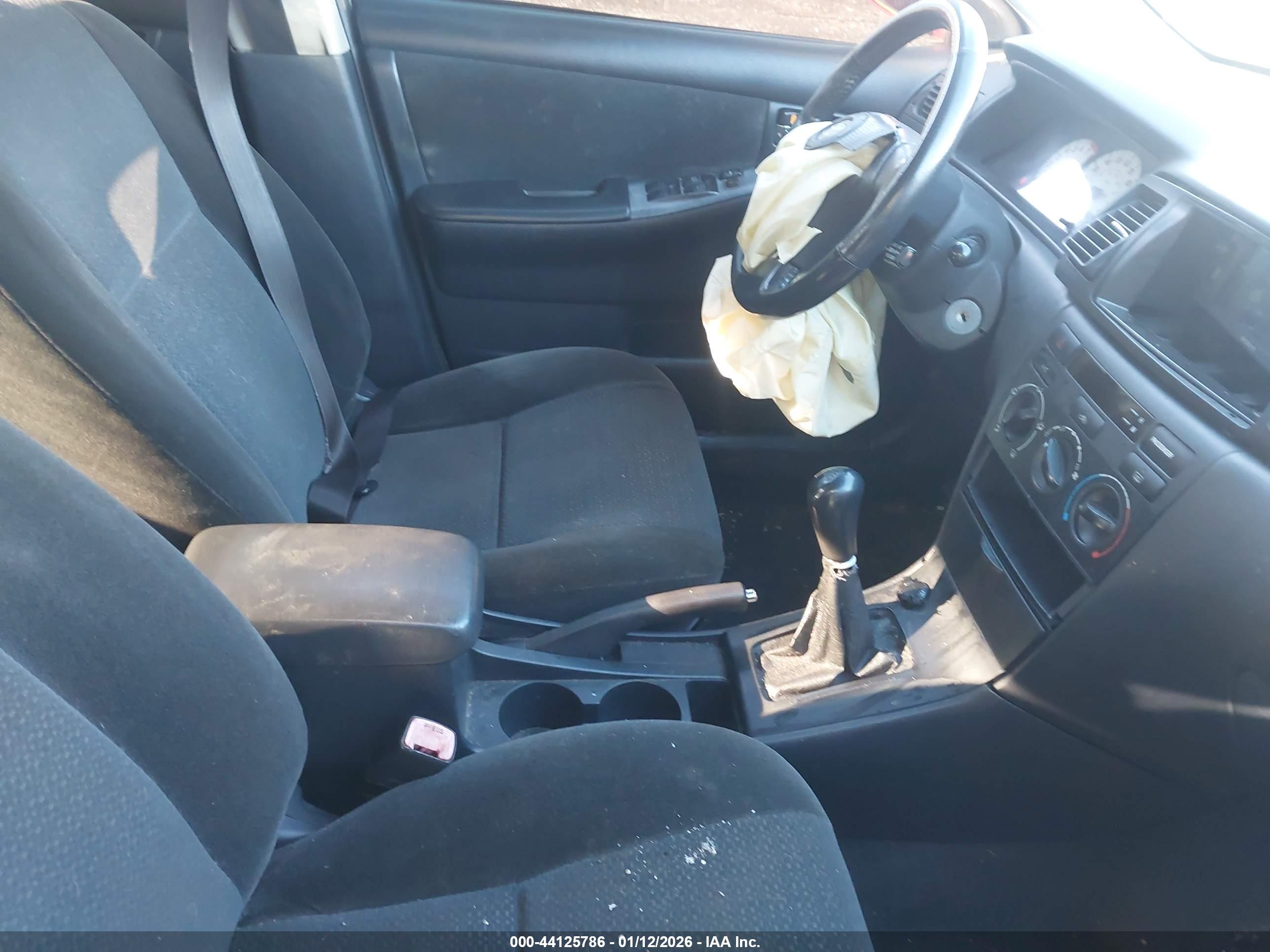 TOYOTA COROLLA image 5
