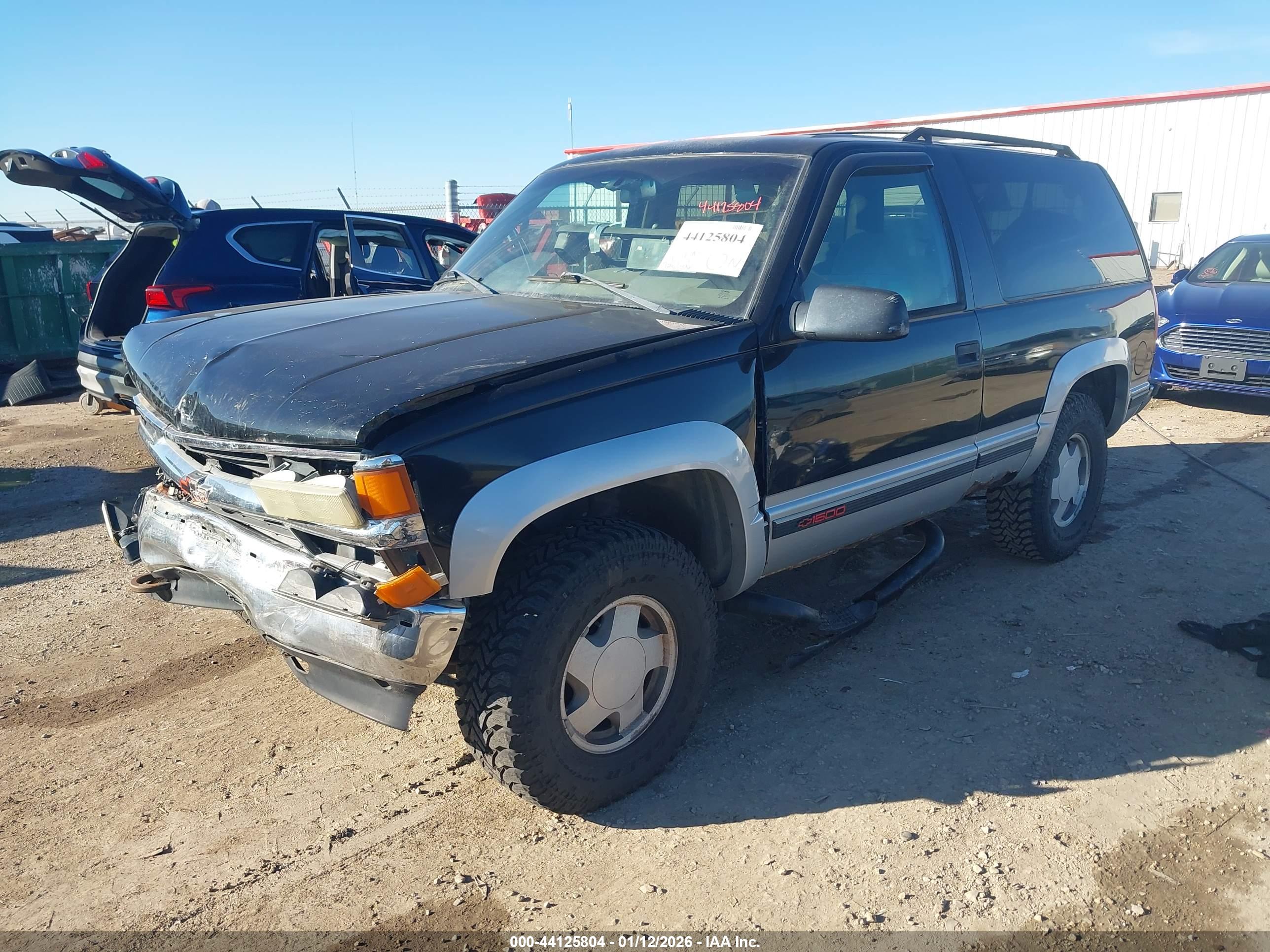 CHEVROLET TAHOE image 2