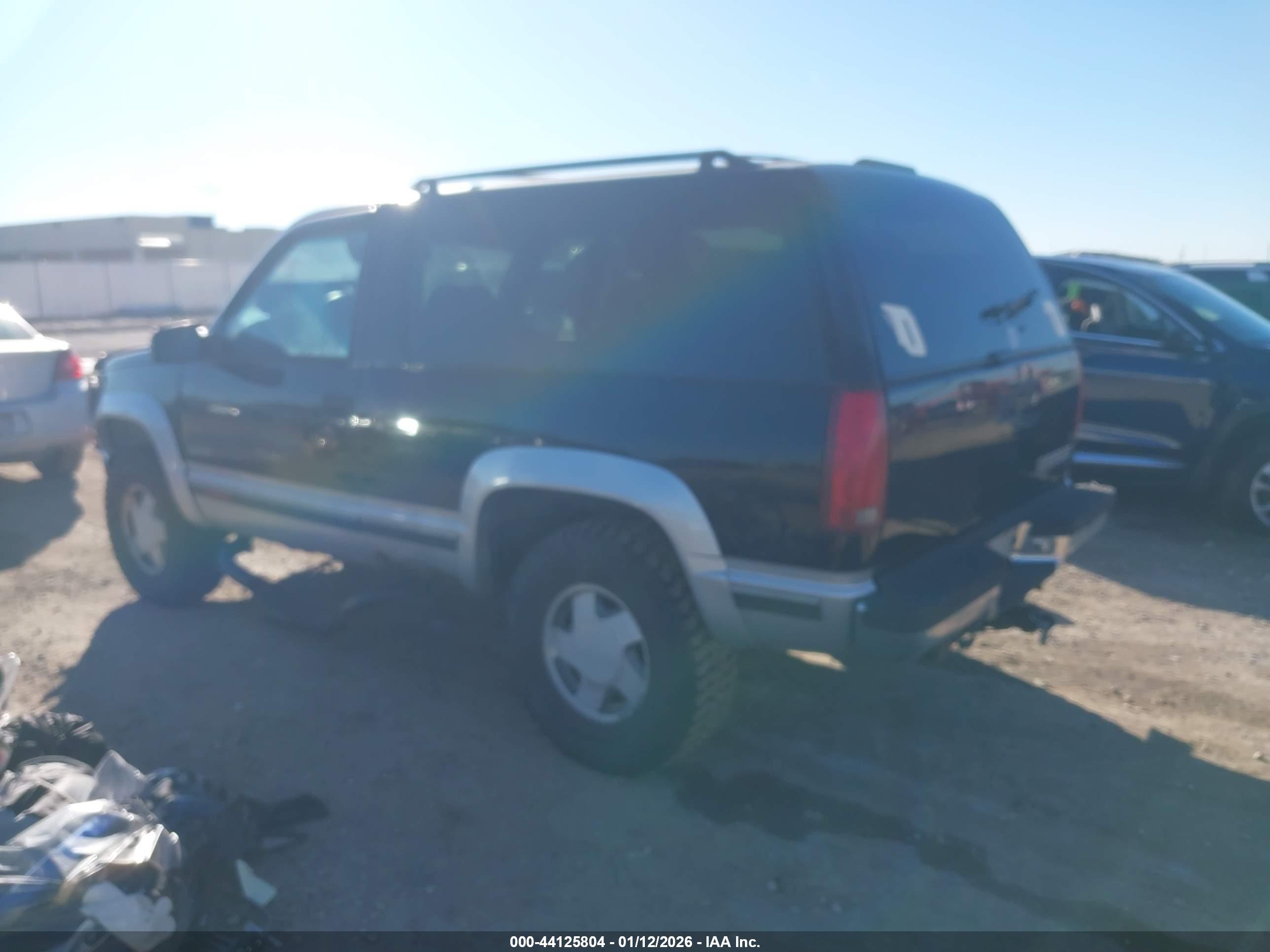 CHEVROLET TAHOE image 3
