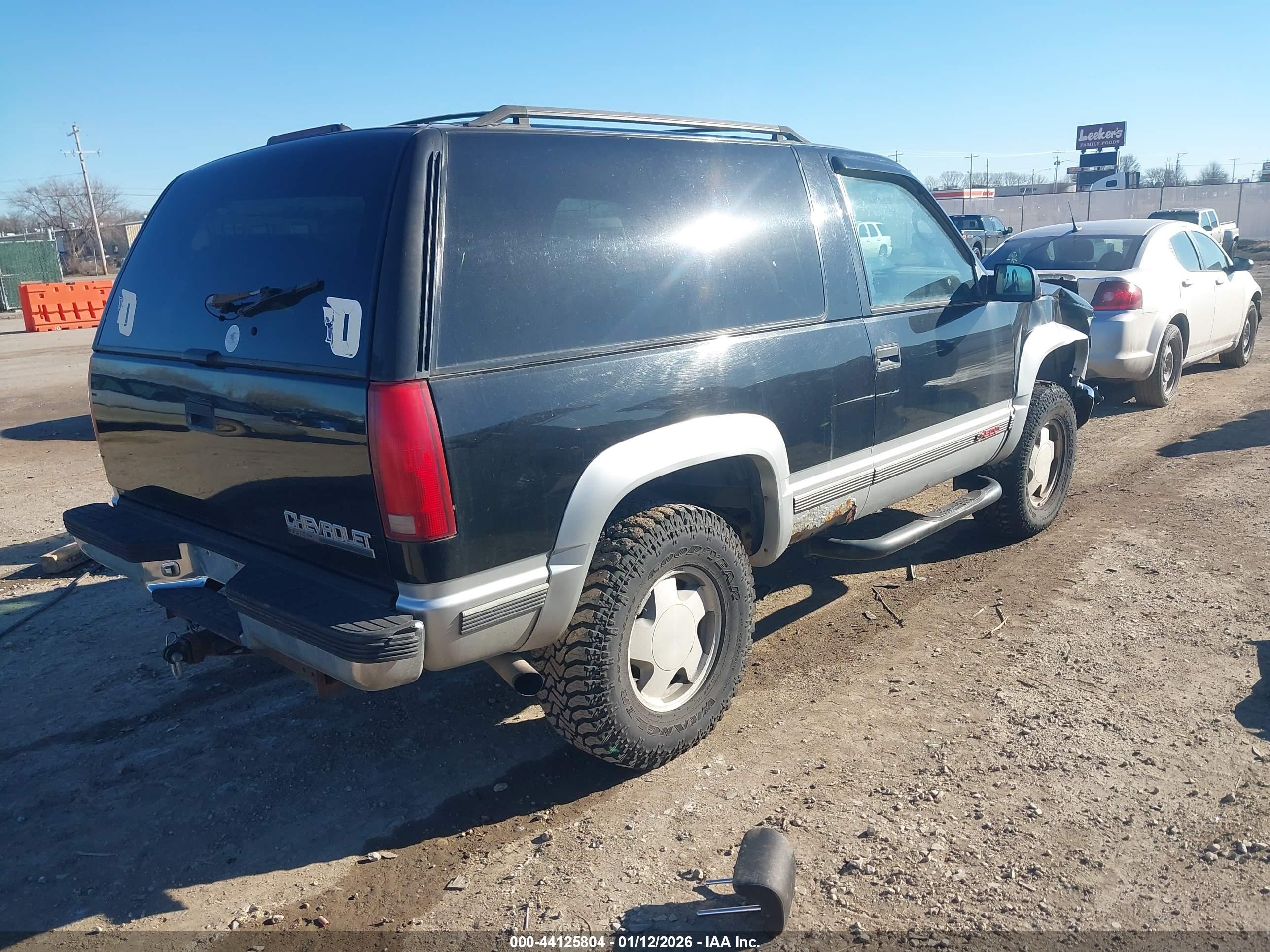CHEVROLET TAHOE image 4