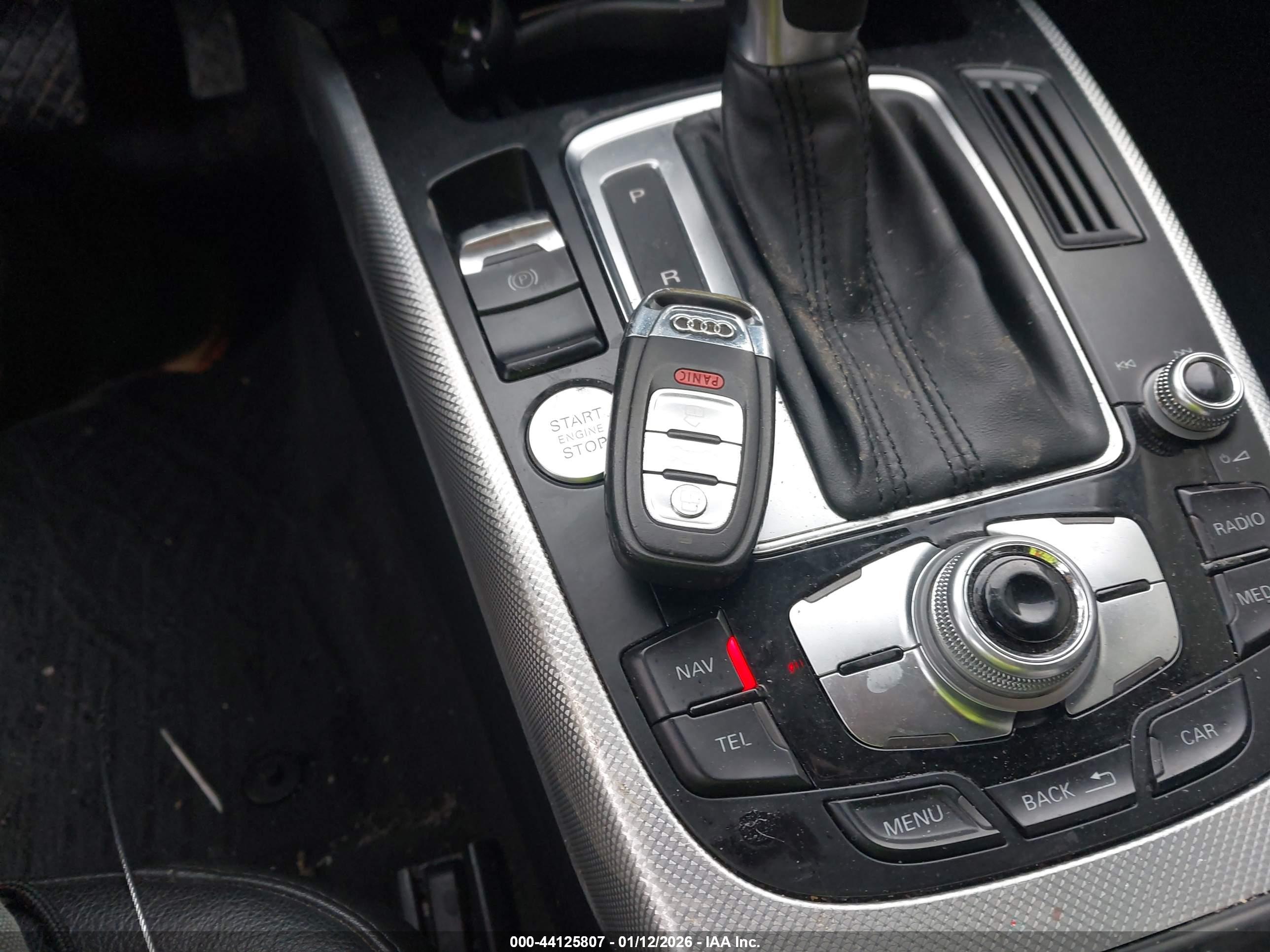 AUDI A4 image 11