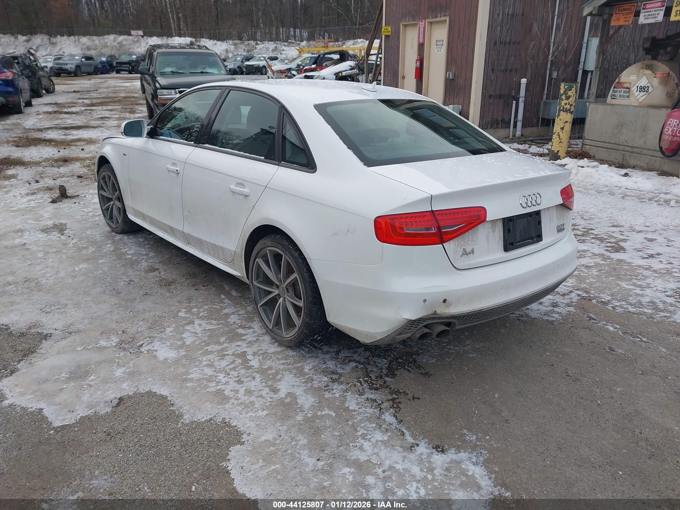 AUDI A4 image 3