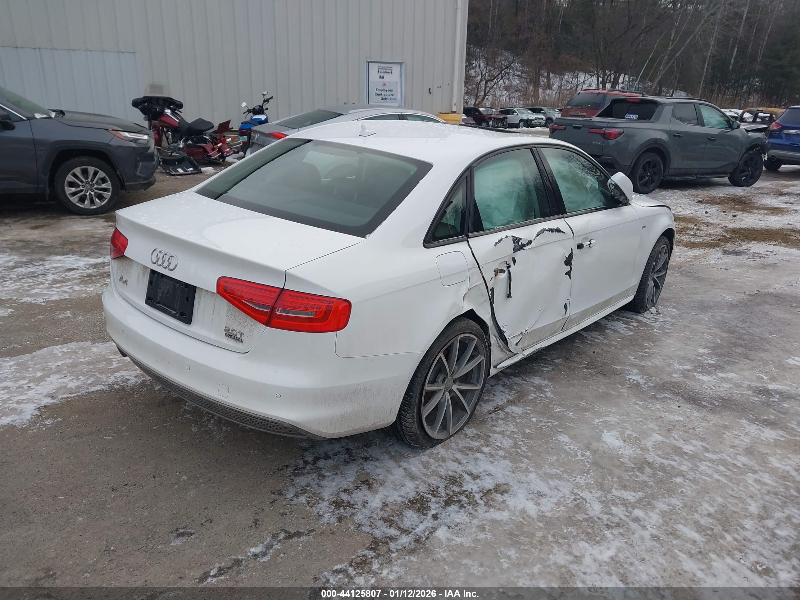 AUDI A4 image 4