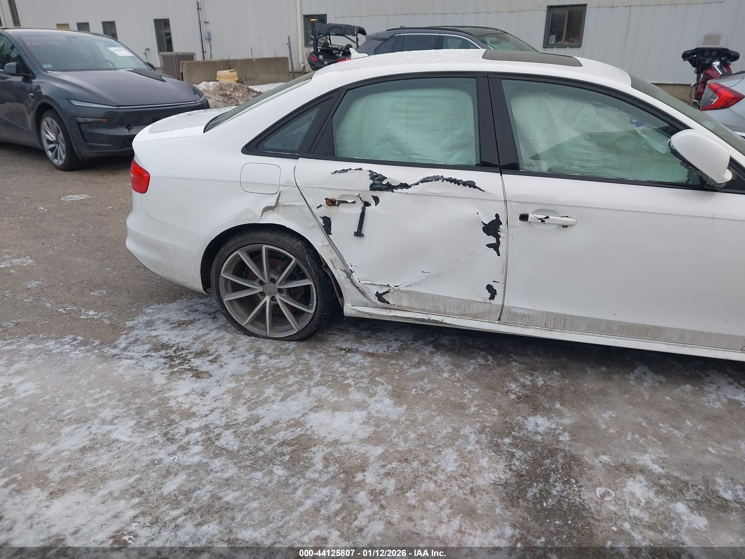 AUDI A4 image 6