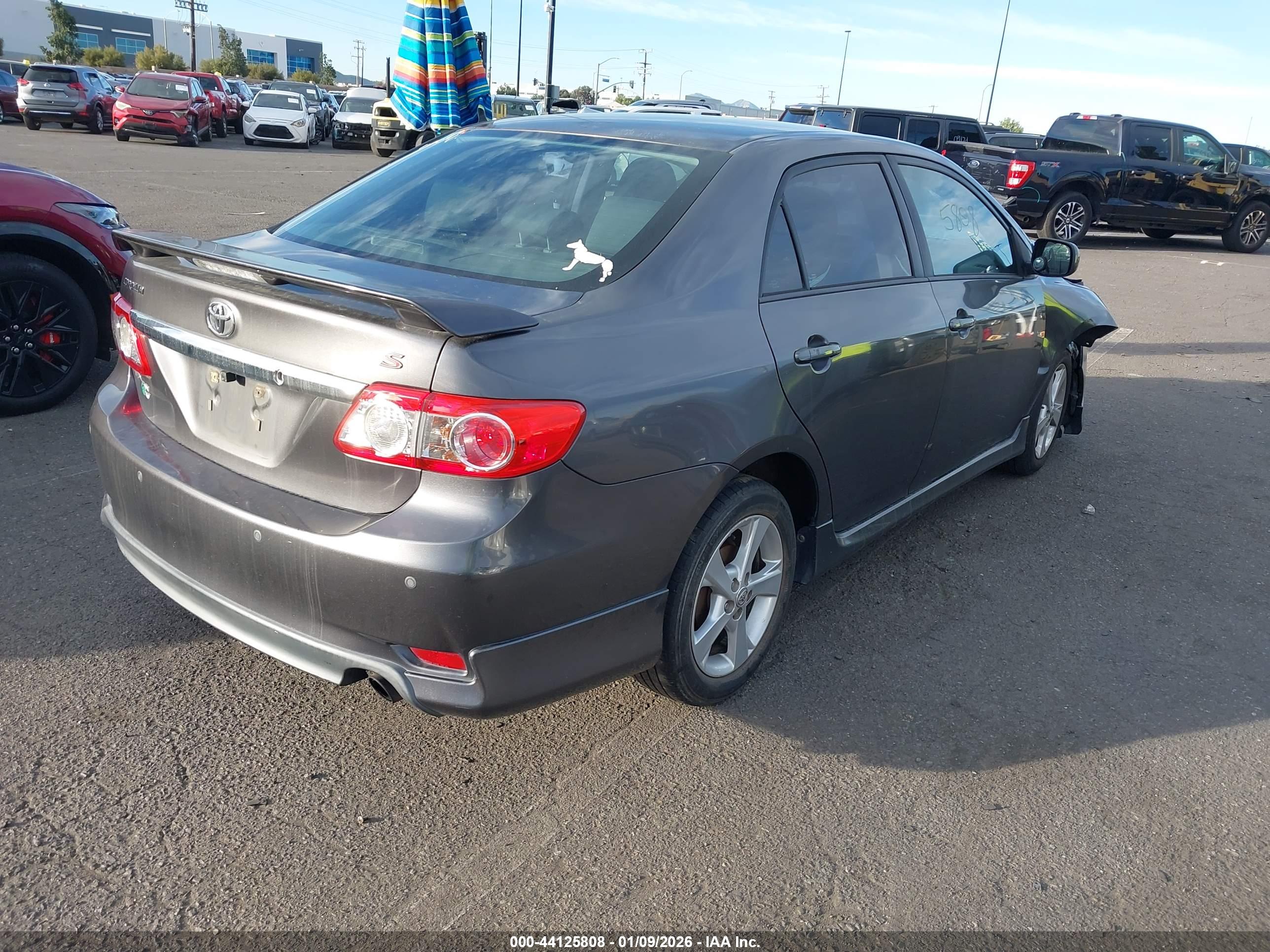 TOYOTA COROLLA image 4