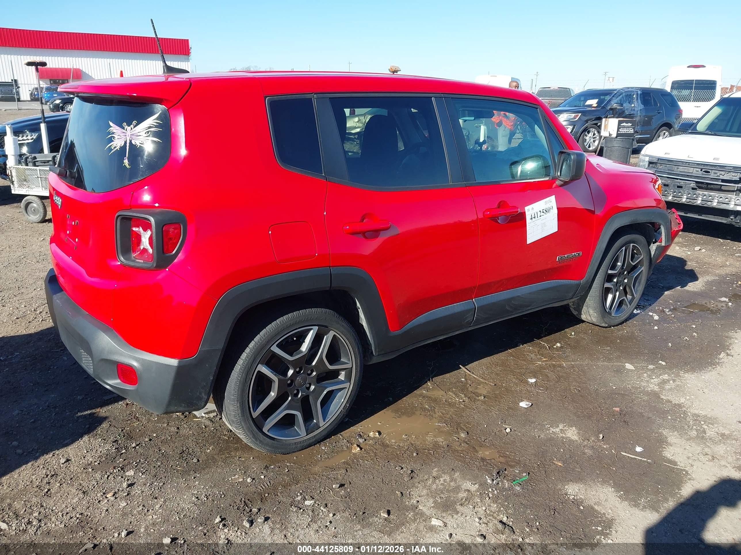 JEEP RENEGADE image 4