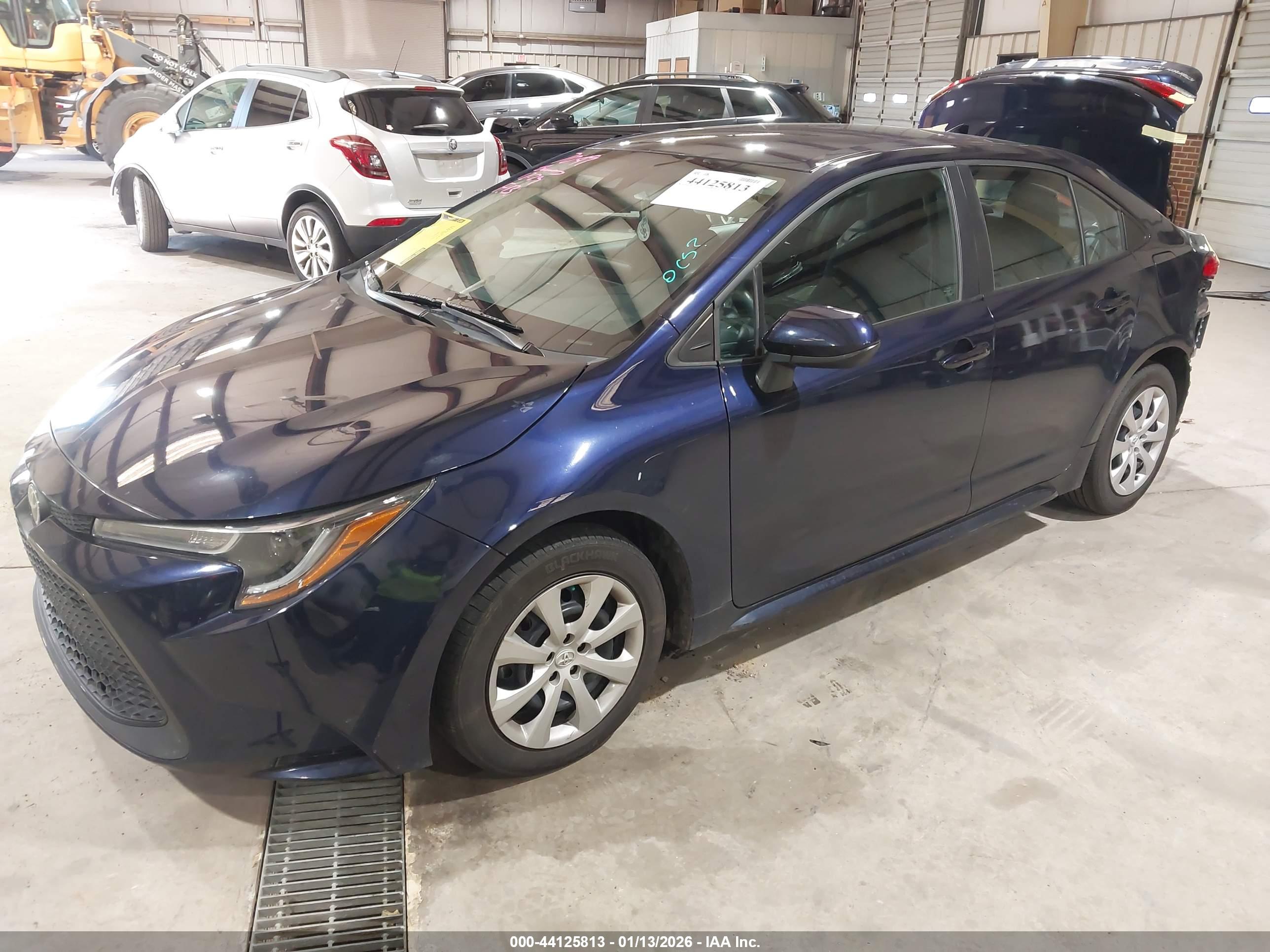 TOYOTA COROLLA image 2
