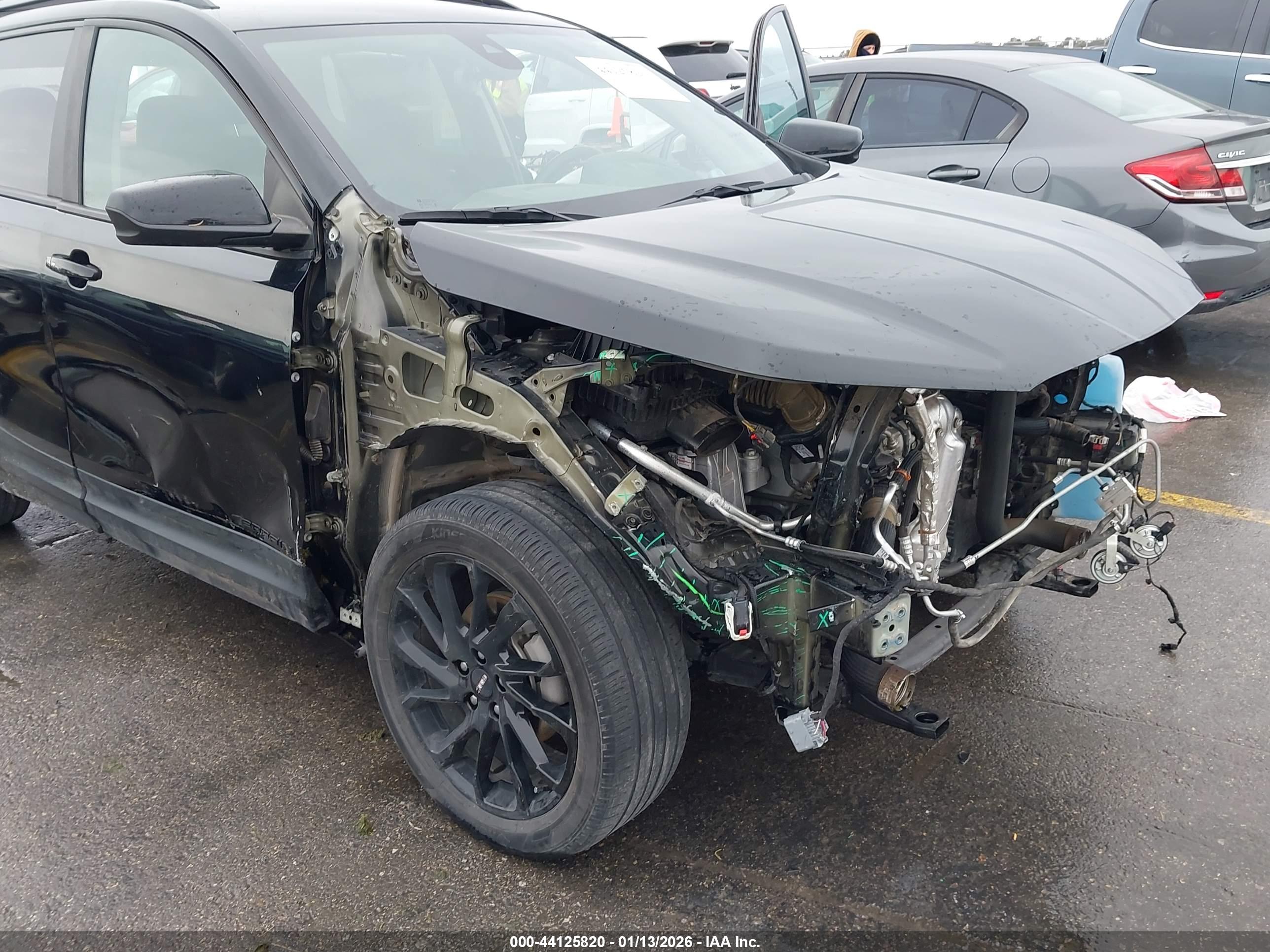 GMC TERRAIN image 6