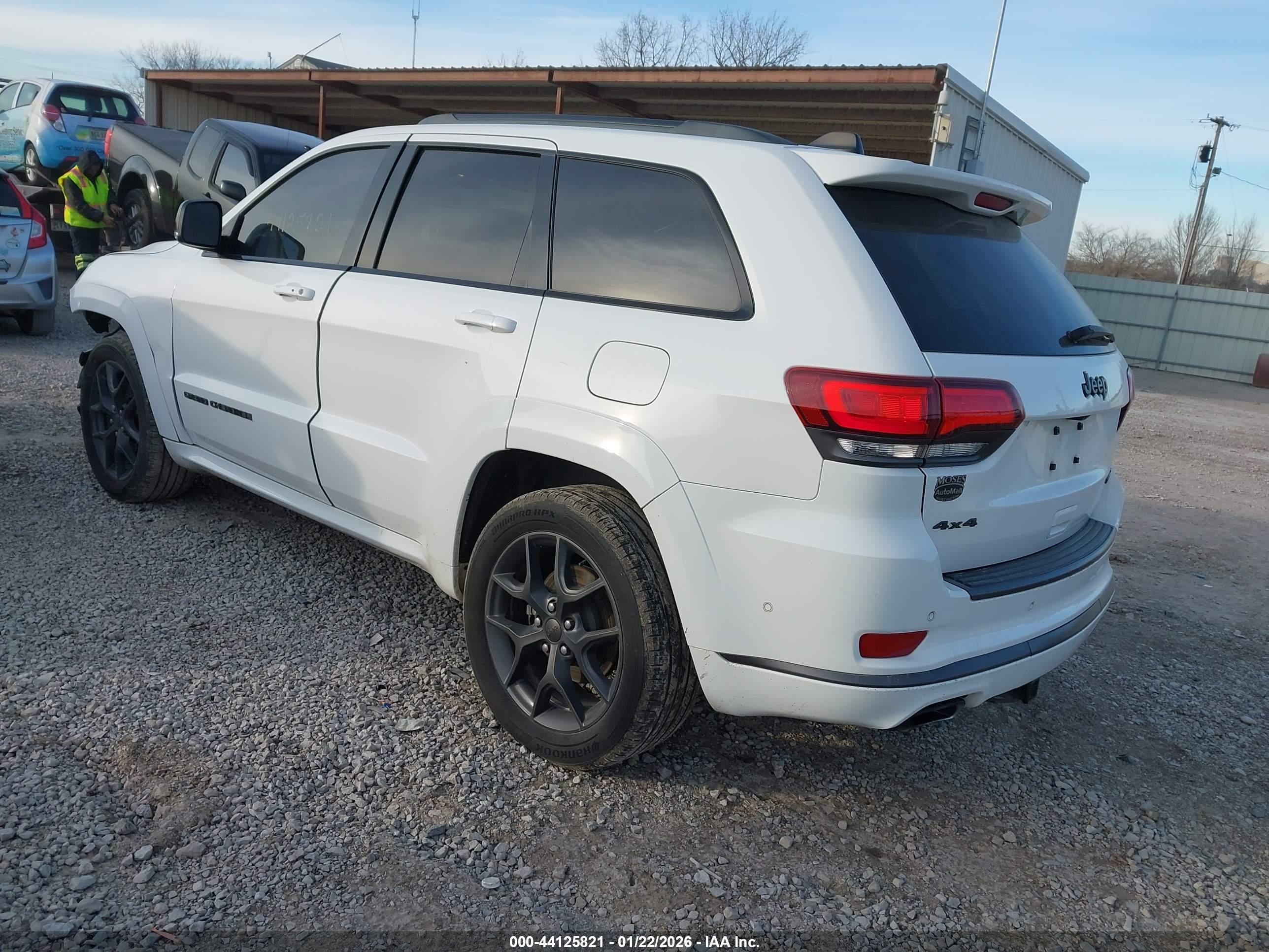 JEEP GRAND image 3